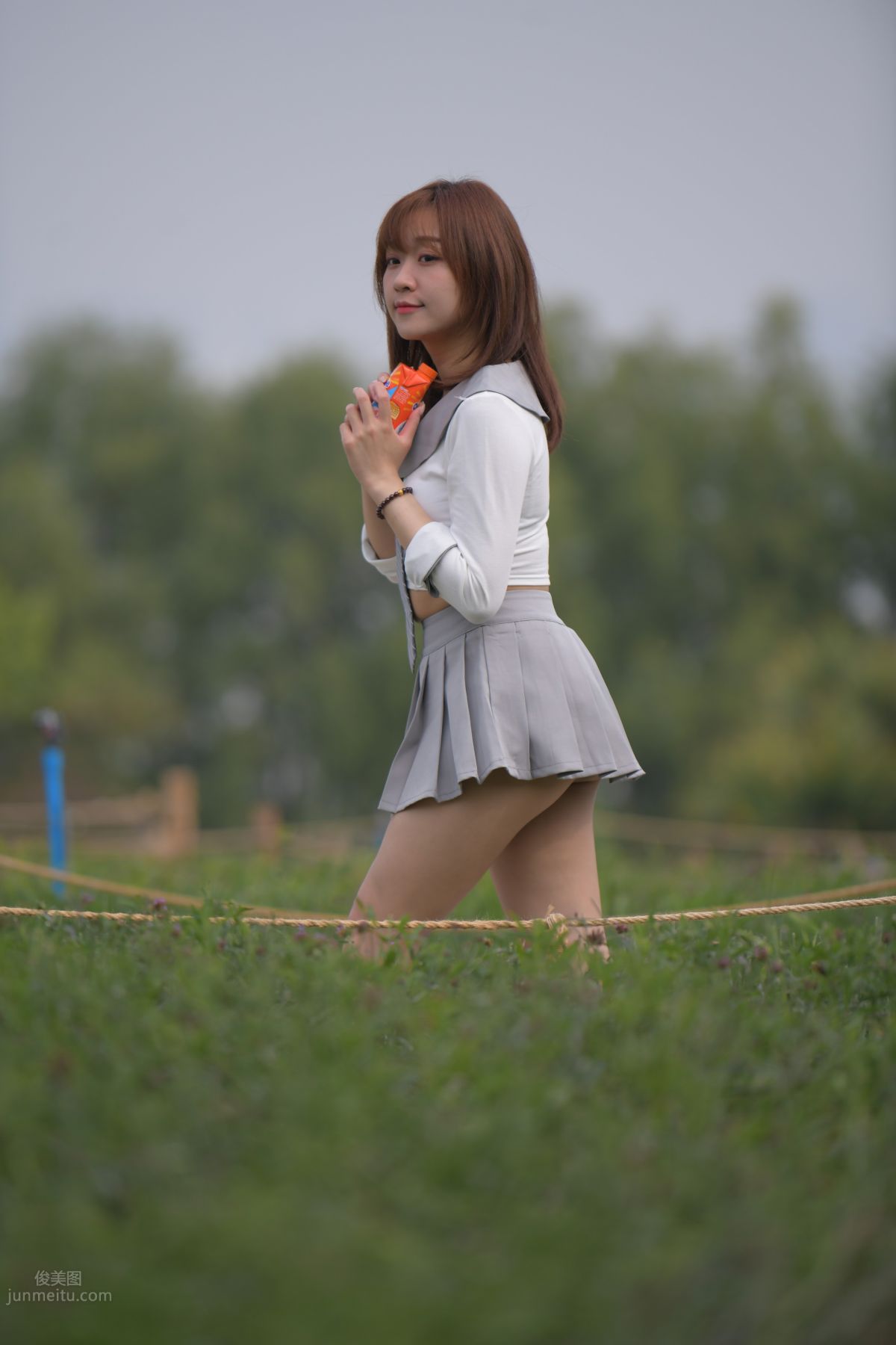 [Mojing Street] 095 Sexy and Moving Beauty in a Small Pleated Skirt photo 661