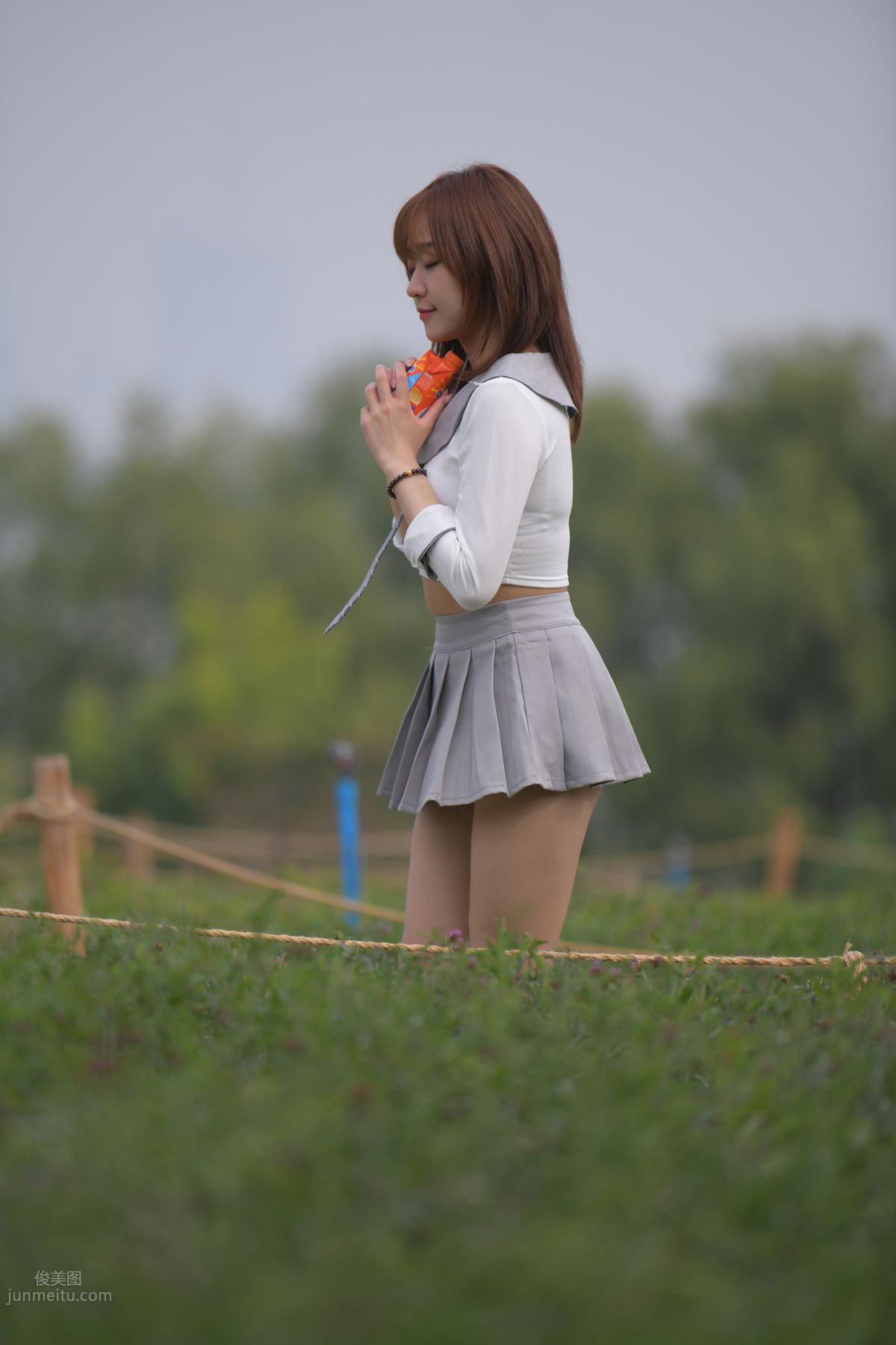 [Mojing Street] 095 Sexy and Moving Beauty in a Small Pleated Skirt photo 665