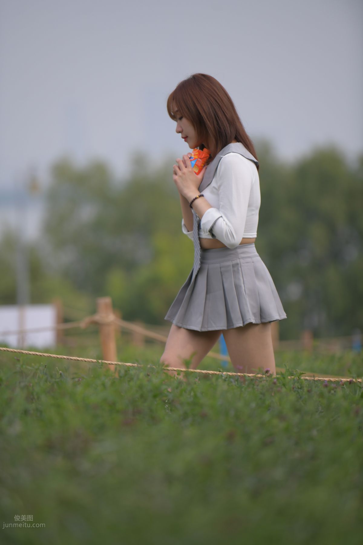 [Mojing Street] 095 Sexy and Moving Beauty in a Small Pleated Skirt photo 668