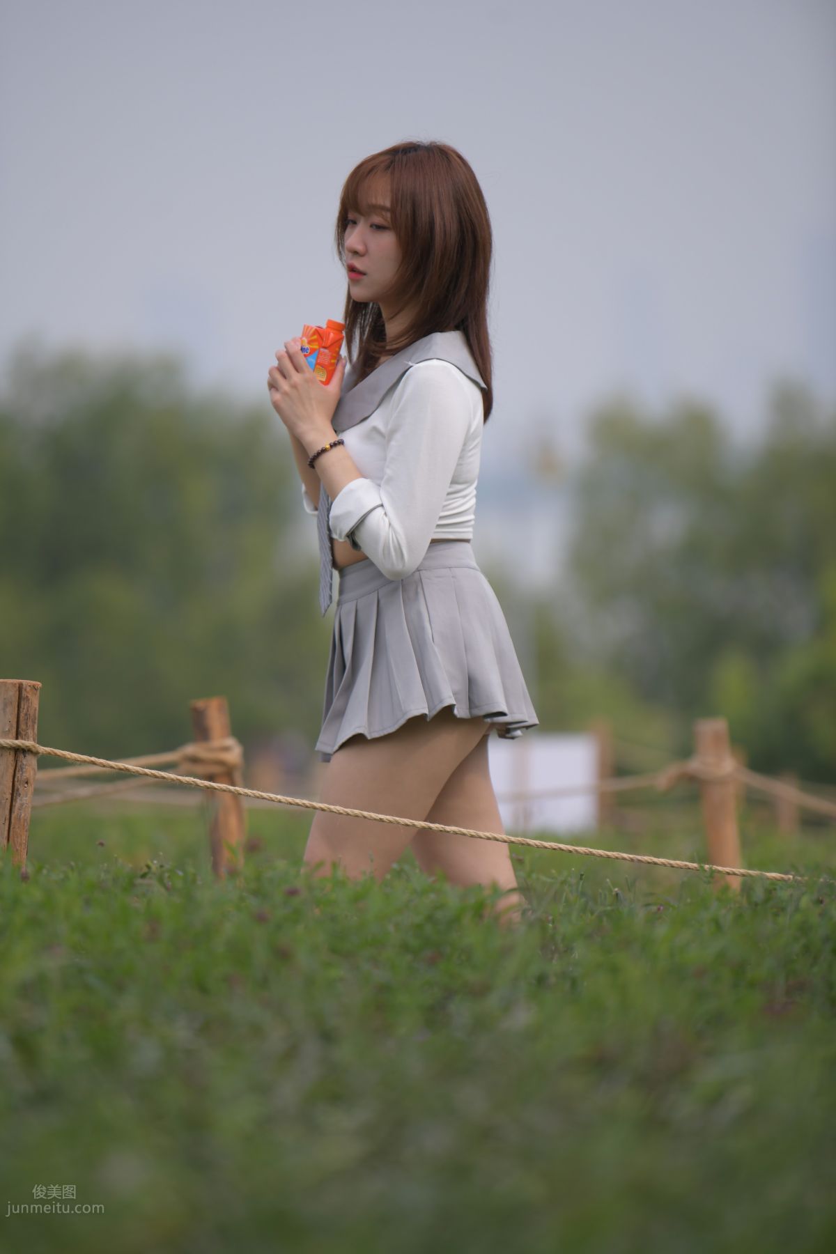 [Mojing Street] 095 Sexy and Moving Beauty in a Small Pleated Skirt photo 673