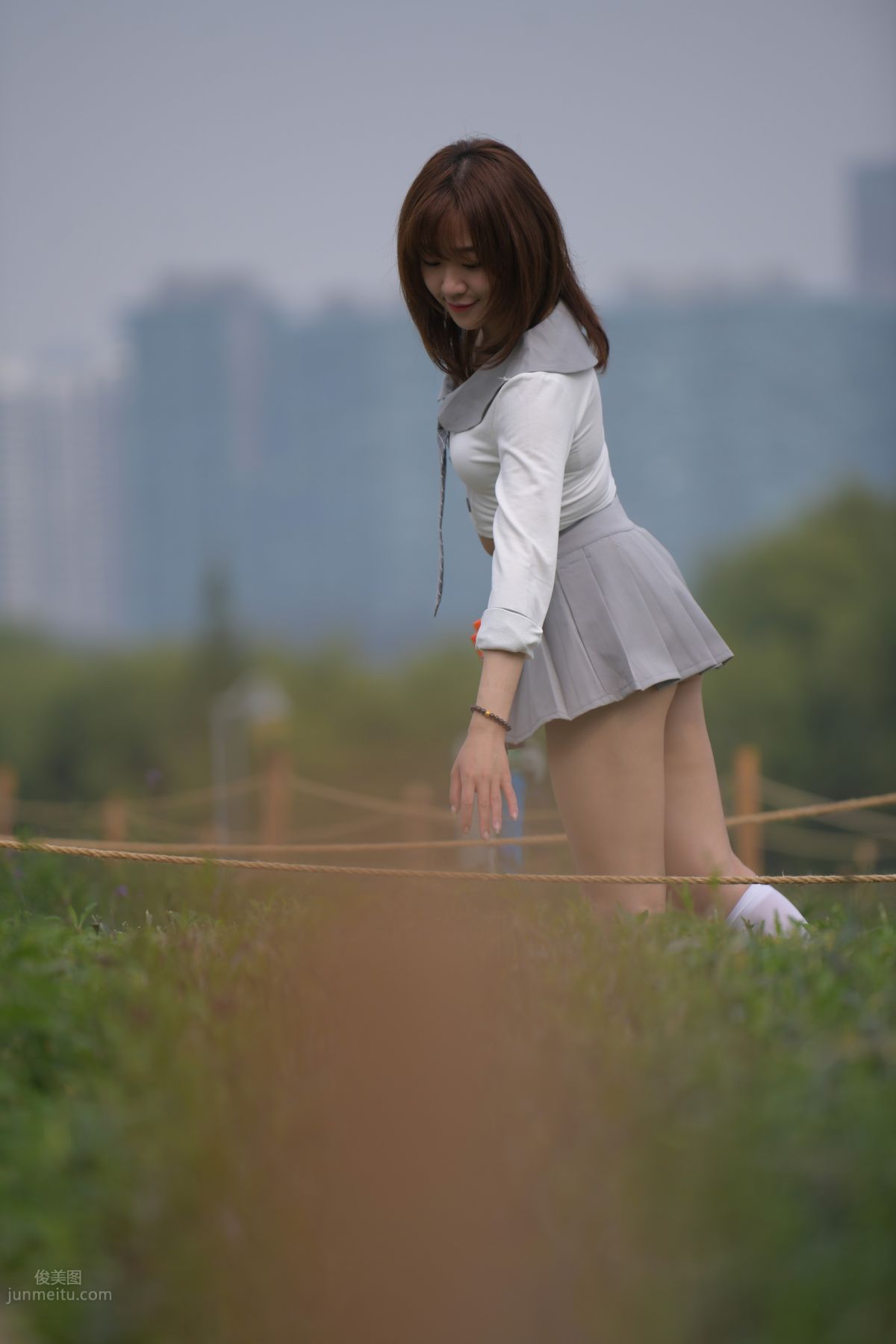 [Mojing Street] 095 Sexy and Moving Beauty in a Small Pleated Skirt photo 699