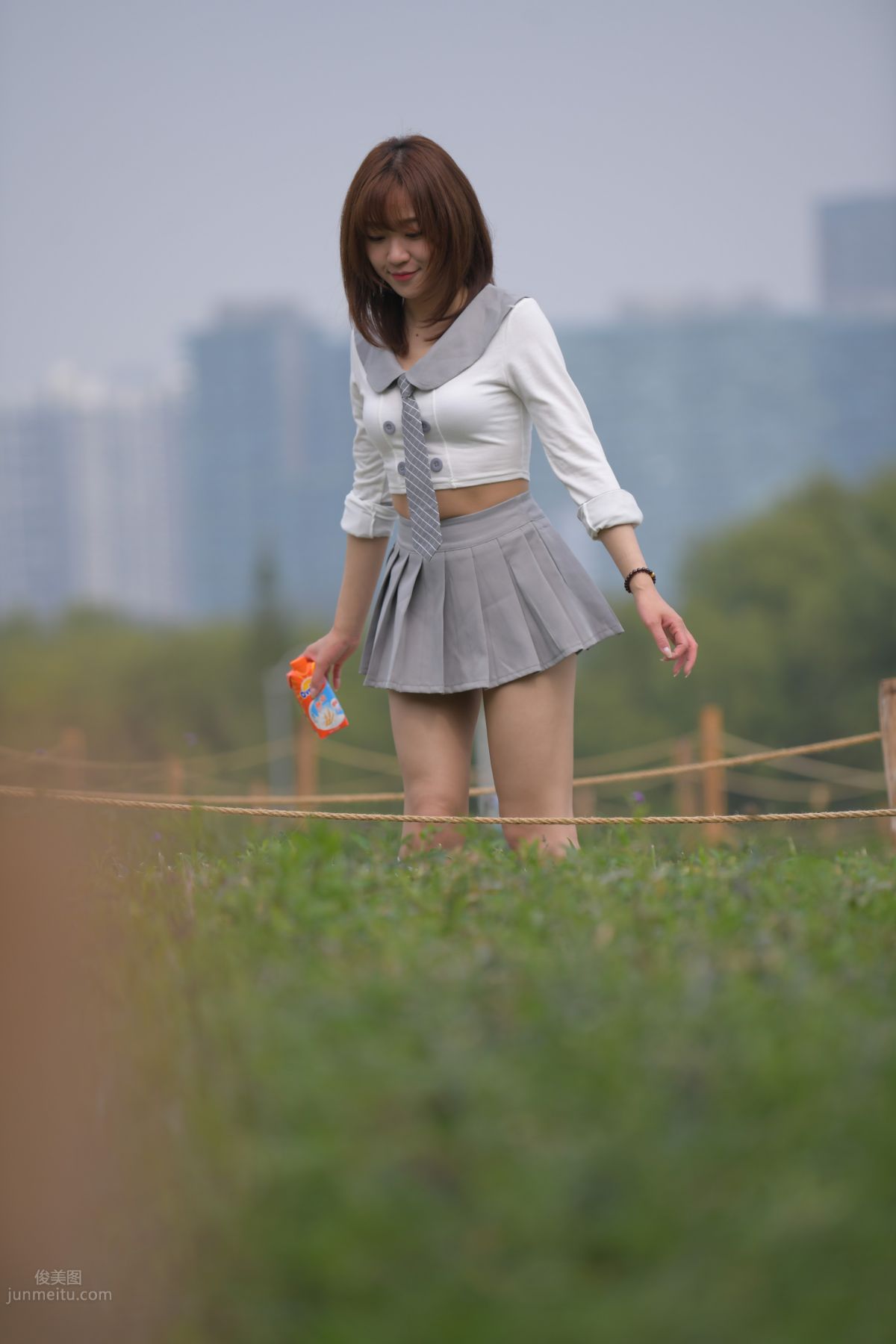 [Mojing Street] 095 Sexy and Moving Beauty in a Small Pleated Skirt photo 702