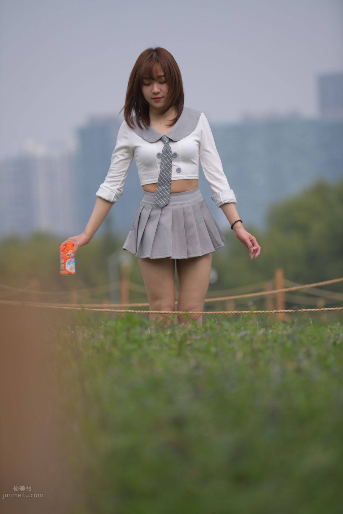 [Mojing Street] 095 Sexy and Moving Beauty in a Small Pleated Skirt photo 704