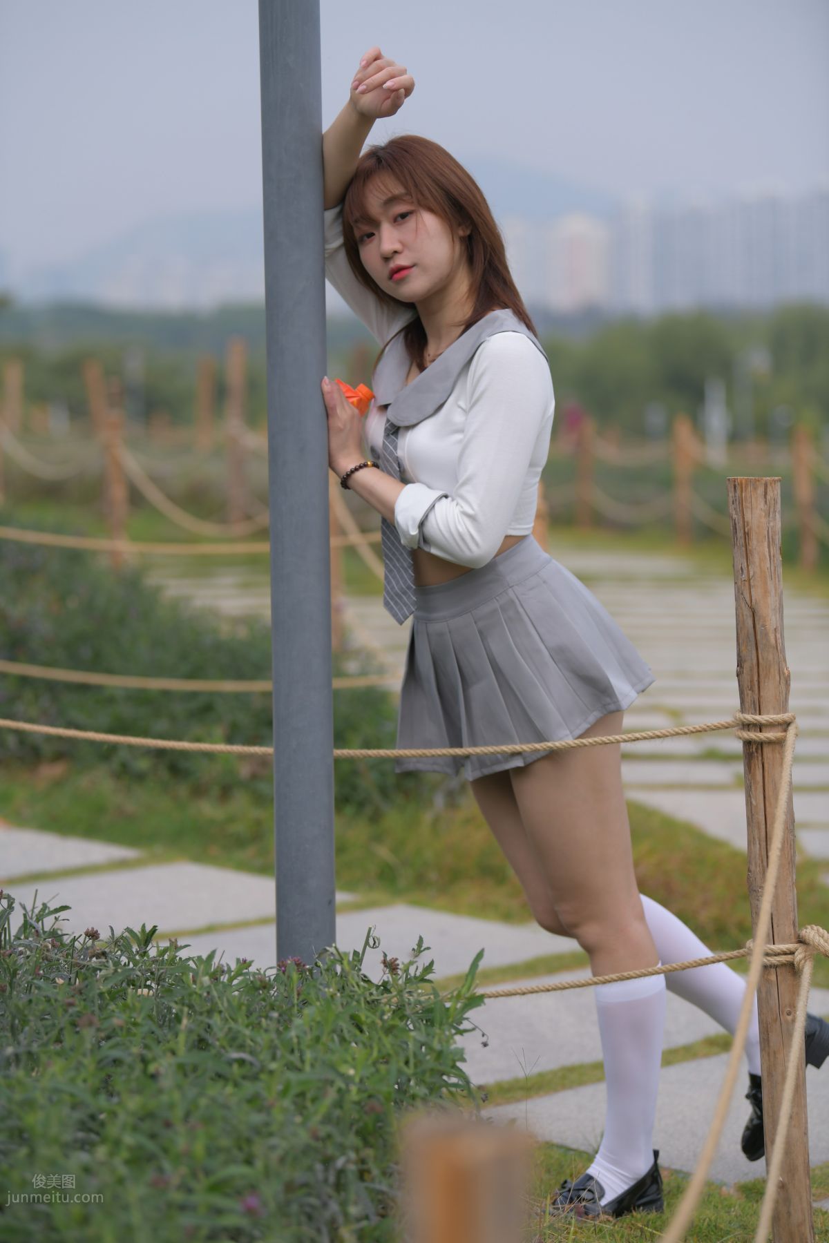 [Mojing Street] 095 Sexy and Moving Beauty in a Small Pleated Skirt photo 707