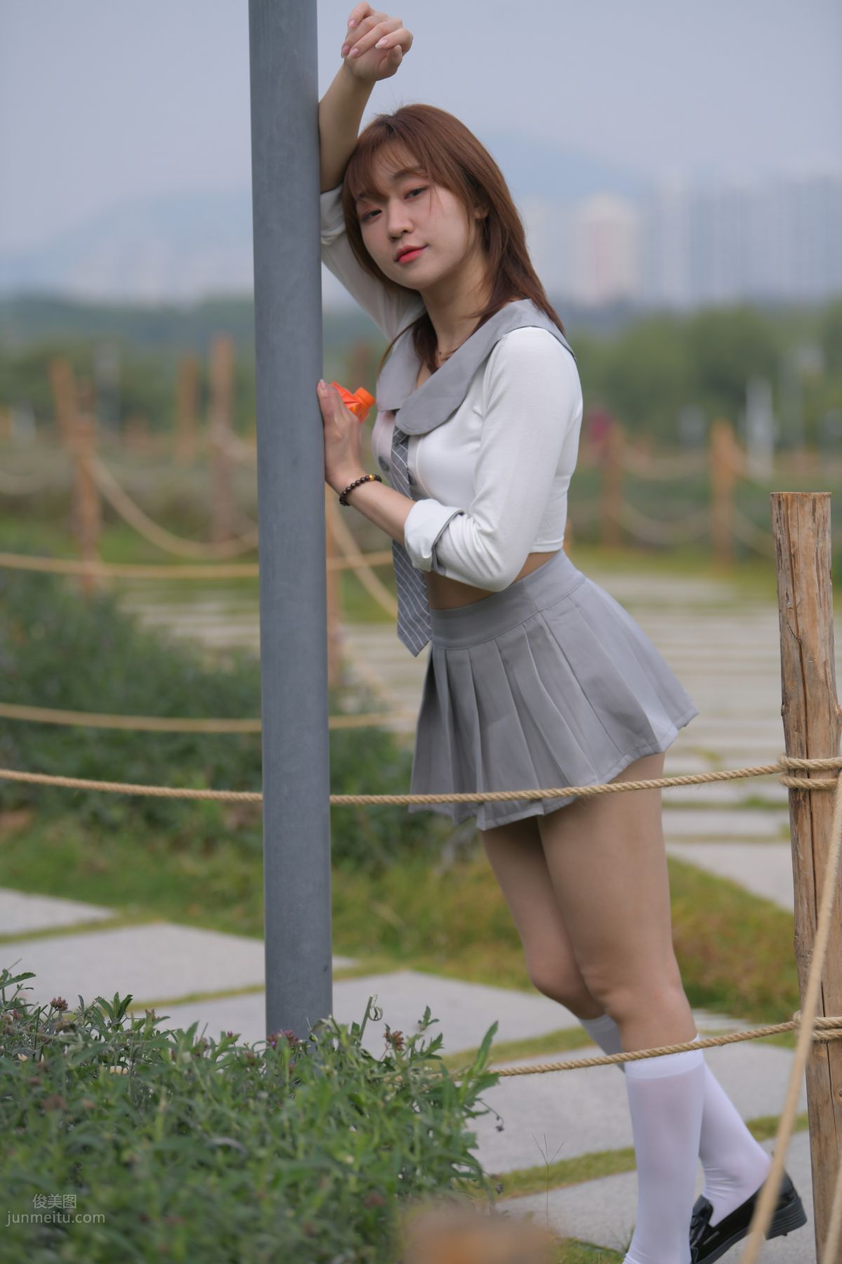 [Mojing Street] 095 Sexy and Moving Beauty in a Small Pleated Skirt photo 709