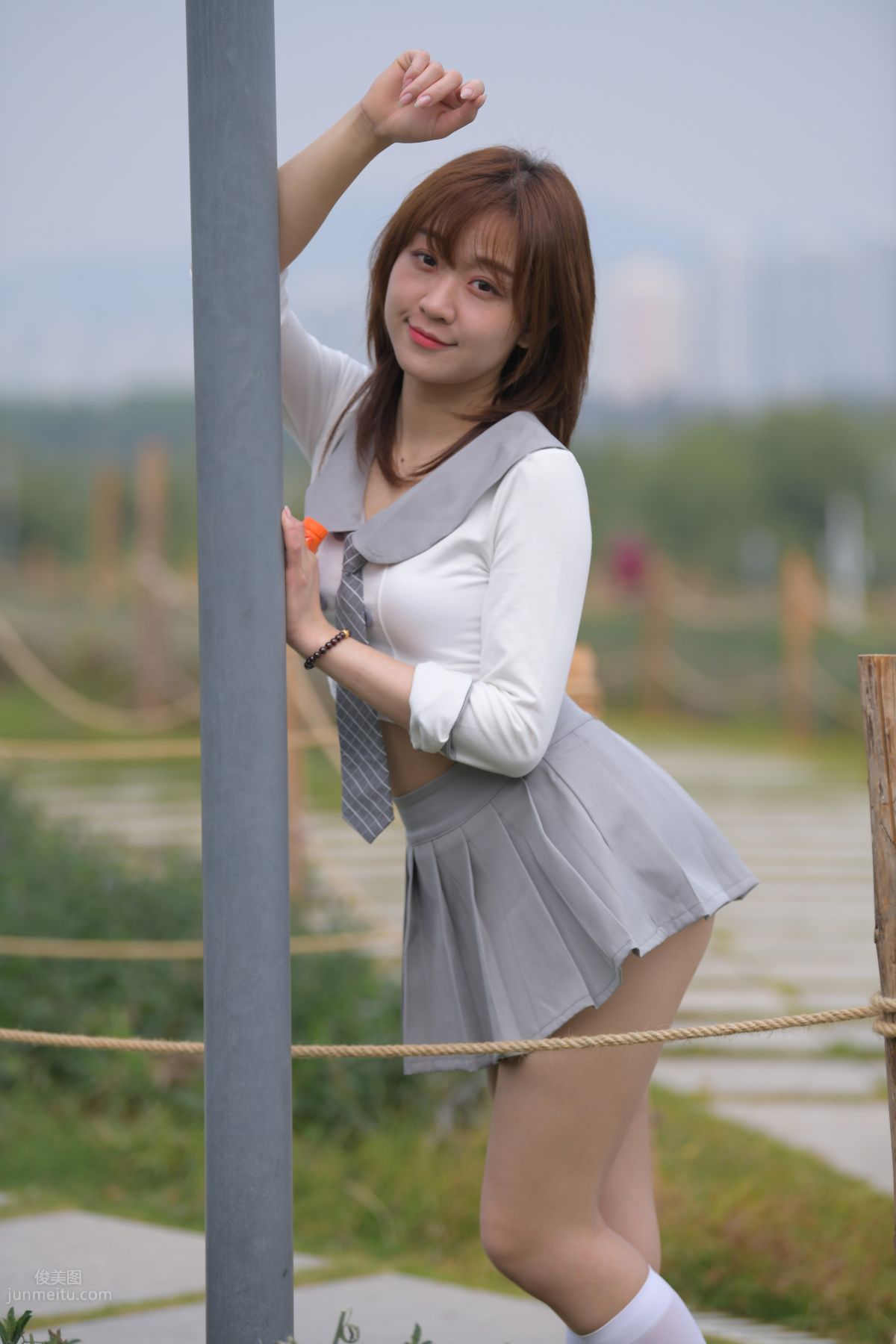 [Mojing Street] 095 Sexy and Moving Beauty in a Small Pleated Skirt photo 713
