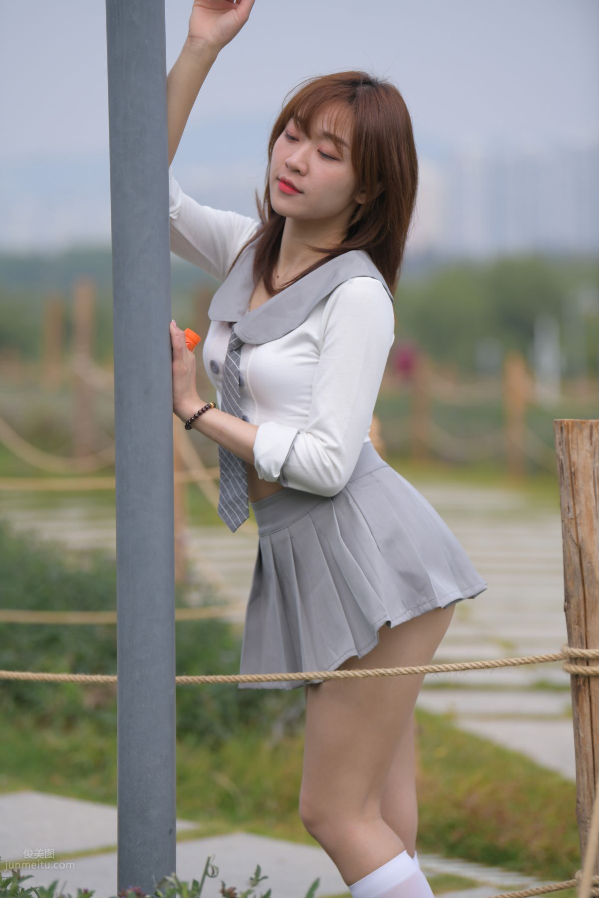 [Mojing Street] 095 Sexy and Moving Beauty in a Small Pleated Skirt photo 715