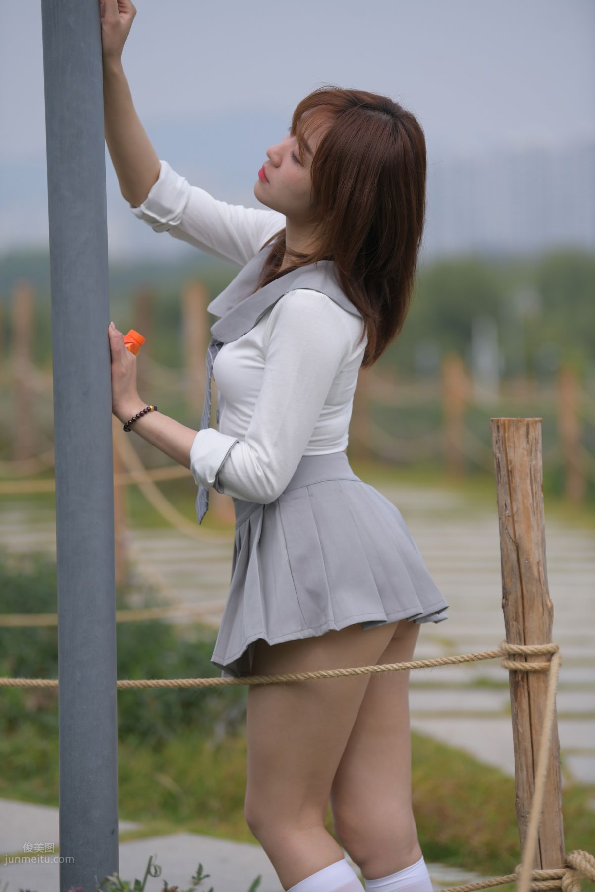 [Mojing Street] 095 Sexy and Moving Beauty in a Small Pleated Skirt photo 719