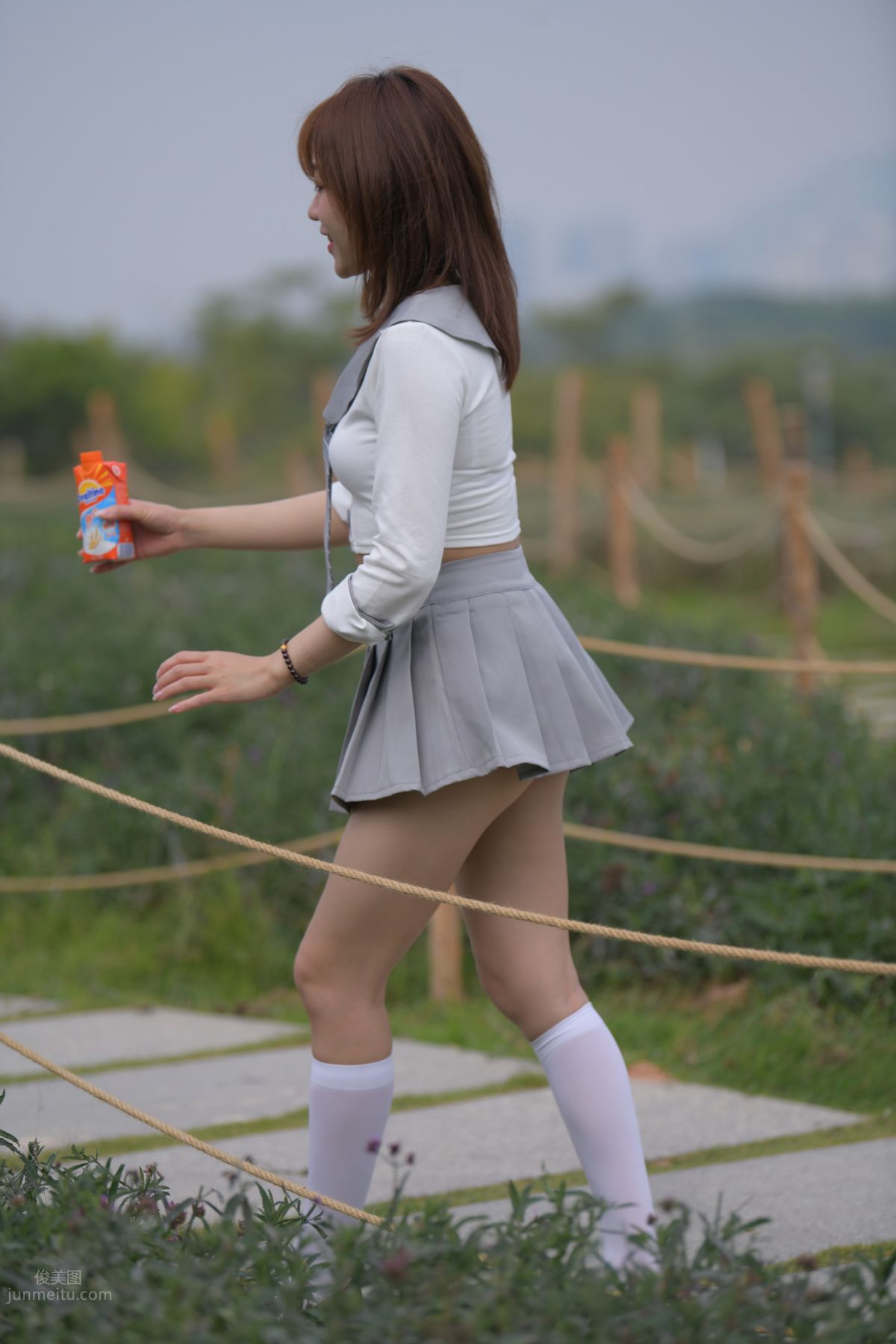 [Mojing Street] 095 Sexy and Moving Beauty in a Small Pleated Skirt photo 729