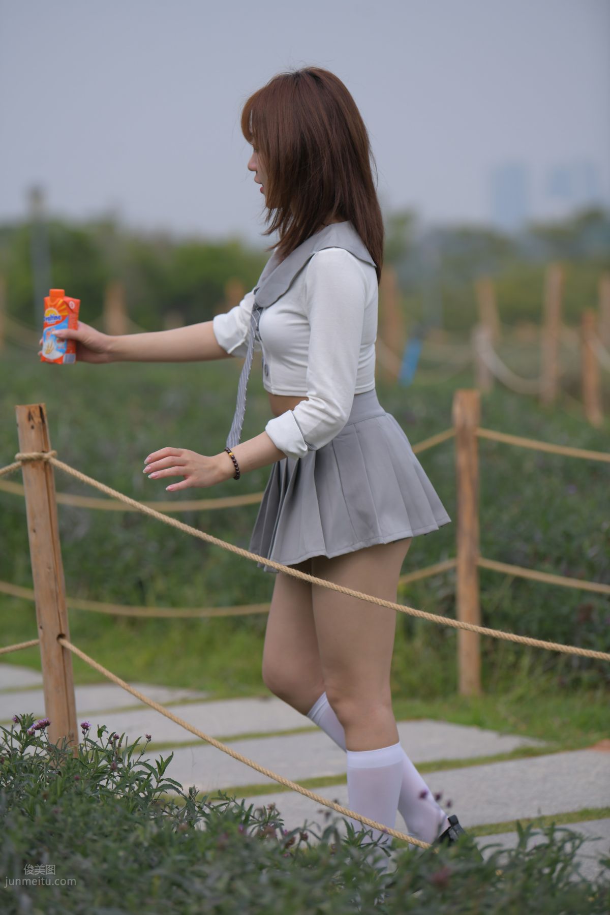 [Mojing Street] 095 Sexy and Moving Beauty in a Small Pleated Skirt photo 730
