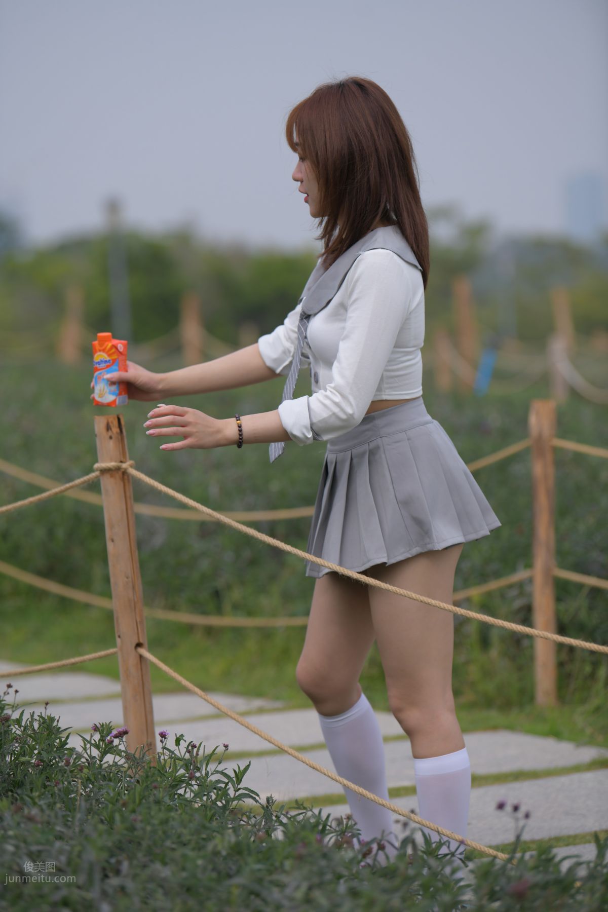 [Mojing Street] 095 Sexy and Moving Beauty in a Small Pleated Skirt photo 731