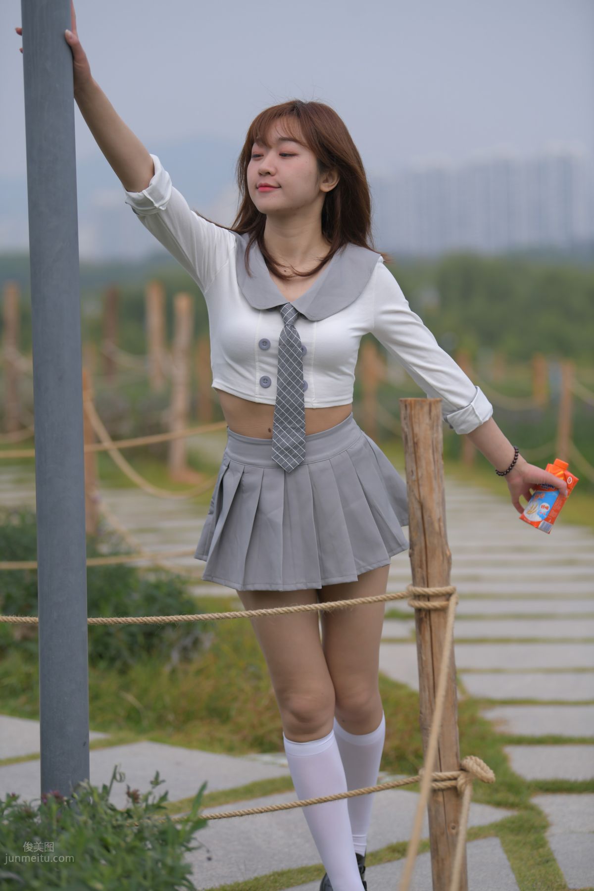 [Mojing Street] 095 Sexy and Moving Beauty in a Small Pleated Skirt photo 745