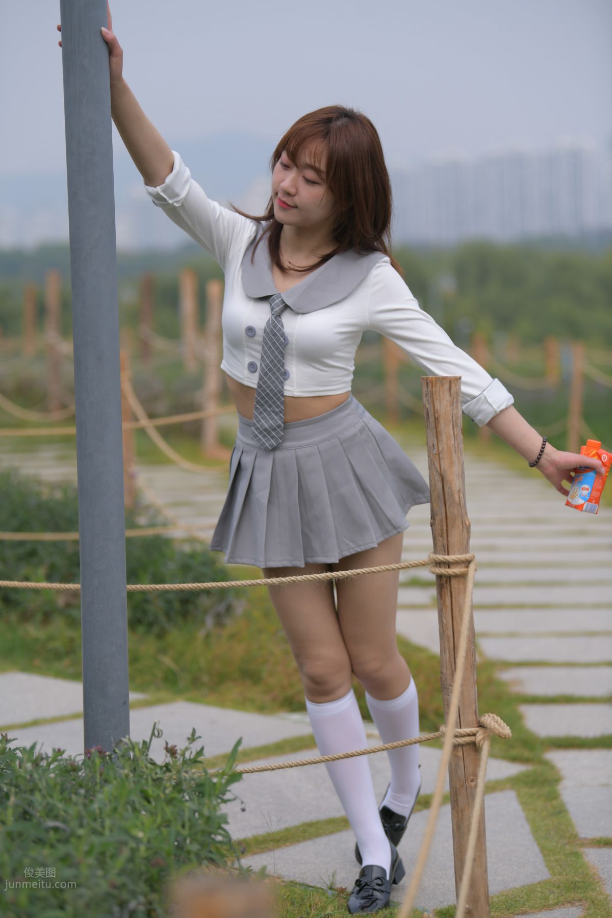 [Mojing Street] 095 Sexy and Moving Beauty in a Small Pleated Skirt photo 746