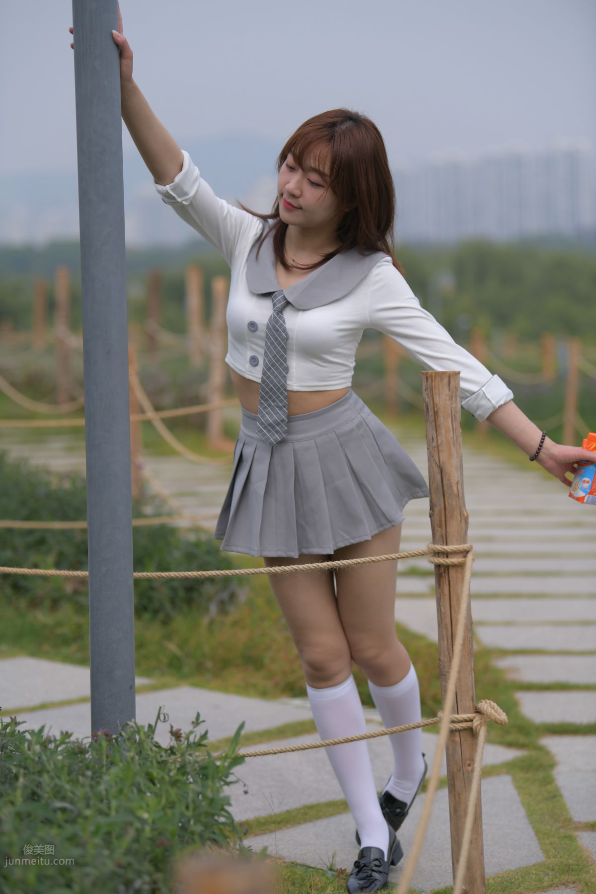 [Mojing Street] 095 Sexy and Moving Beauty in a Small Pleated Skirt photo 747