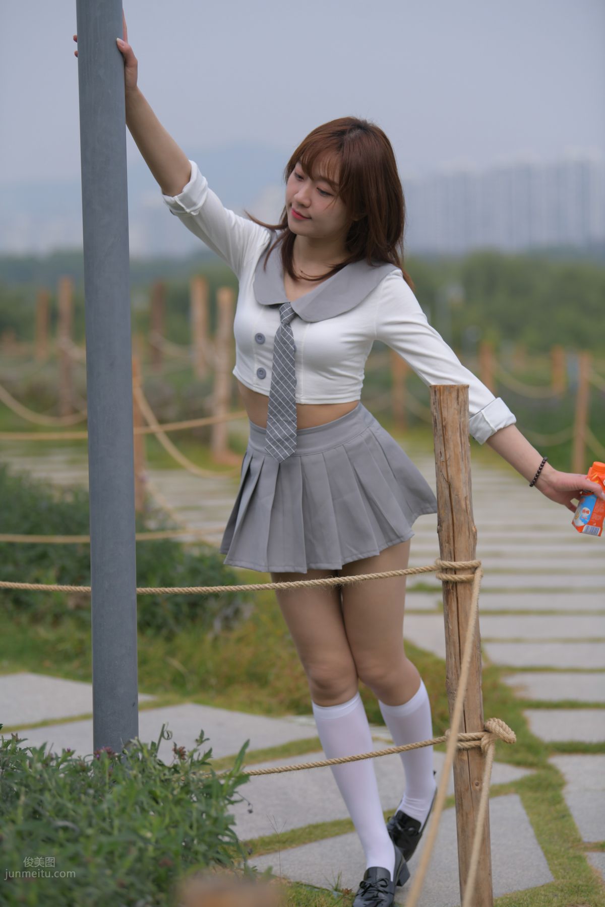 [Mojing Street] 095 Sexy and Moving Beauty in a Small Pleated Skirt photo 748