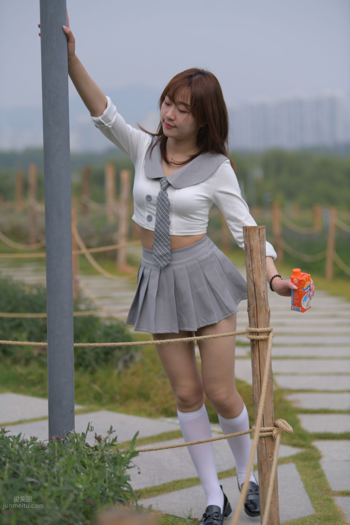 [Mojing Street] 095 Sexy and Moving Beauty in a Small Pleated Skirt photo 749