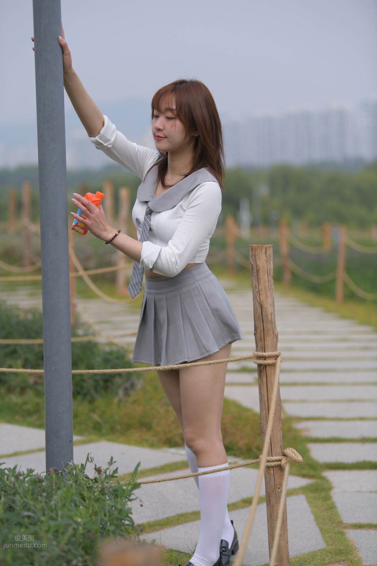 [Mojing Street] 095 Sexy and Moving Beauty in a Small Pleated Skirt photo 751