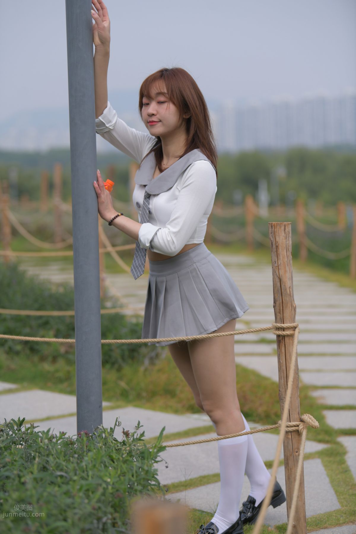[Mojing Street] 095 Sexy and Moving Beauty in a Small Pleated Skirt photo 753
