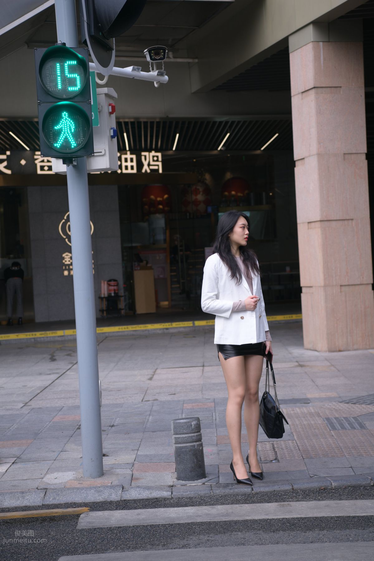 [Mojing Street] 099 Hunhun Street Snap Works, That Woman 1 photo 250