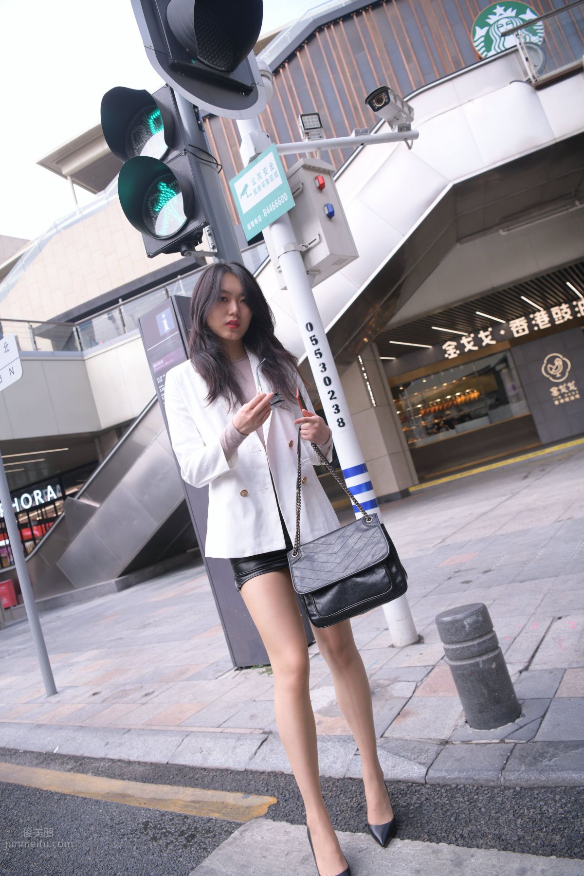 [Mojing Street] 099 Hunhun Street Snap Works, That Woman 1 photo 300