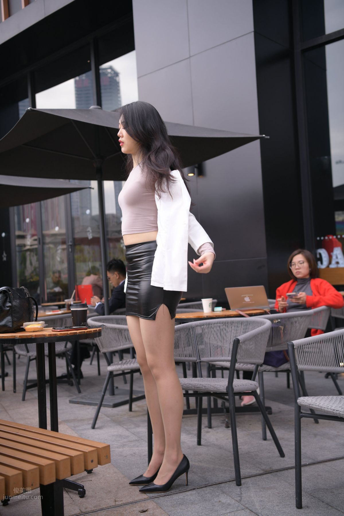 [Mojing Street] 099 Hunhun Street Snap Works, That Woman 1 photo 400