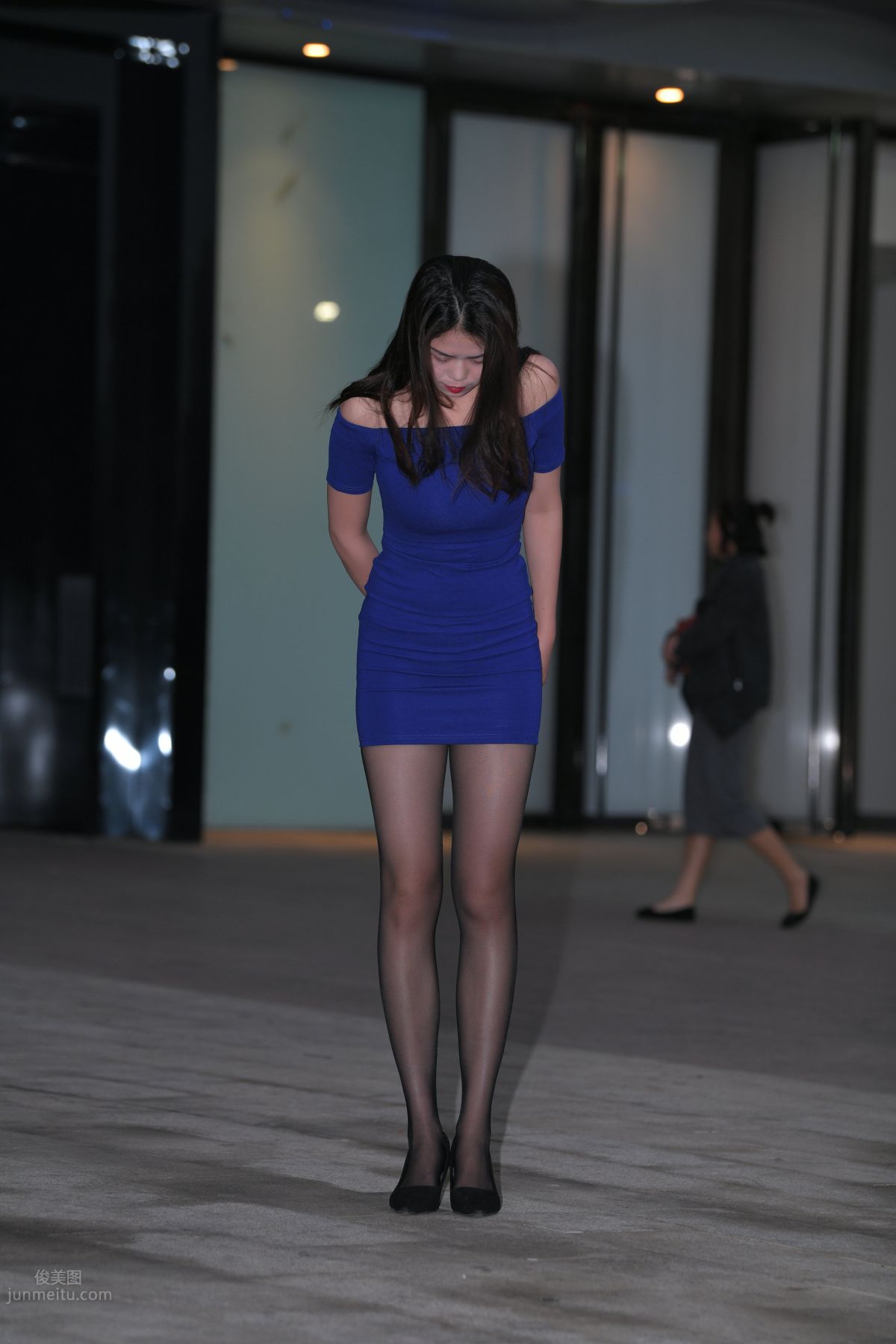 [Mojing Street] 102 Cousin's Bodycon Skirt with Slit and Stockings photo 99