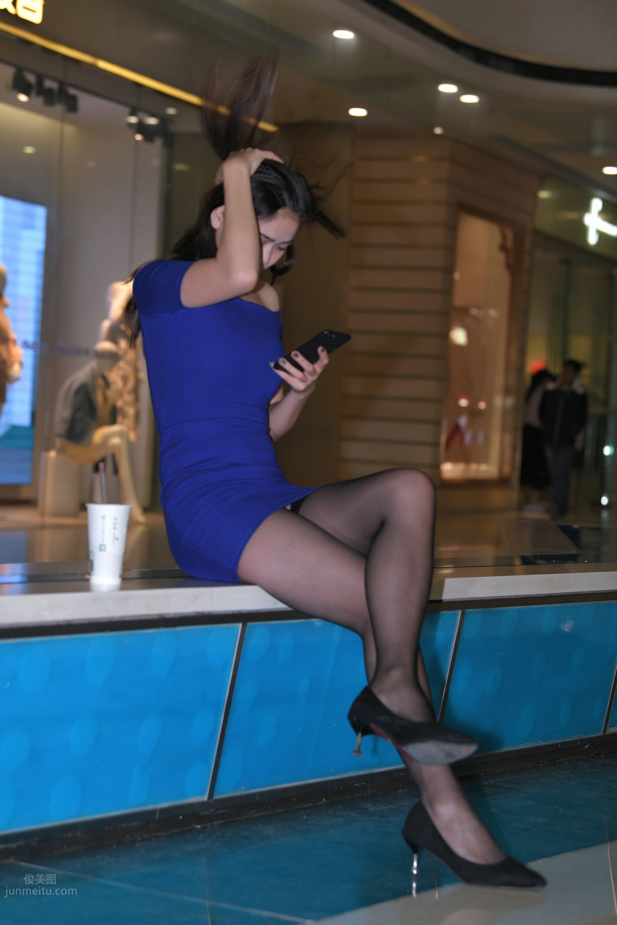 [Mojing Street] 102 Cousin's Bodycon Skirt with Slit and Stockings photo 306