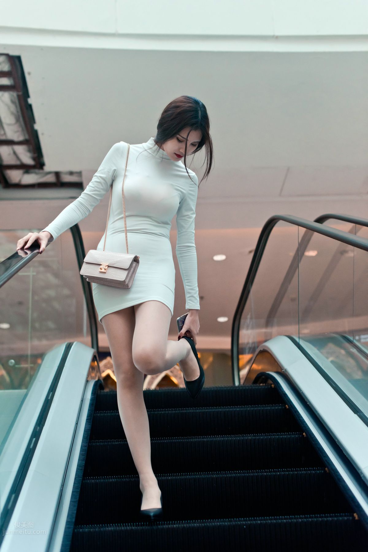 [Mojing Street] 103 Spy Kill Storm, Mini Skirt Flesh-Colored Stockings Female Assassin Tingting, The Final Chapter of the Operation photo 287