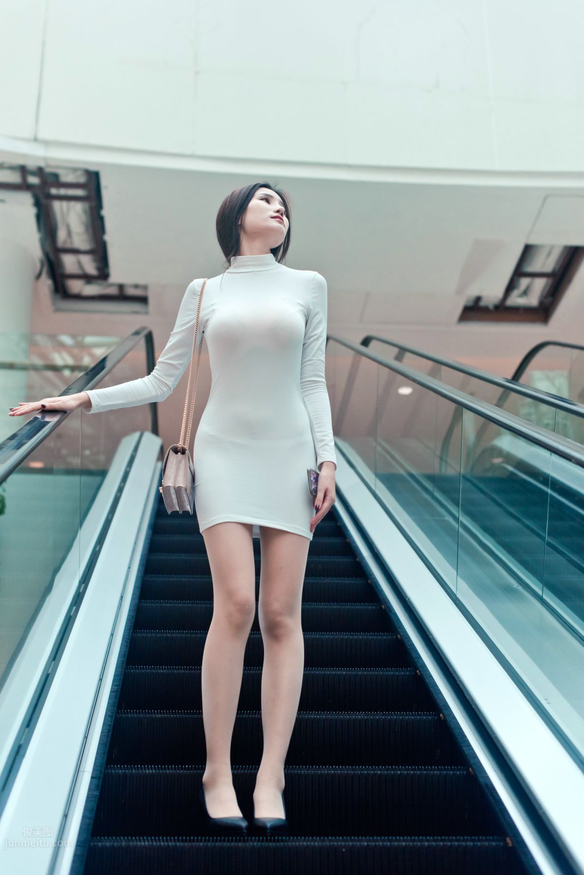 [Mojing Street] 103 Spy Kill Storm, Mini Skirt Flesh-Colored Stockings Female Assassin Tingting, The Final Chapter of the Operation photo 294