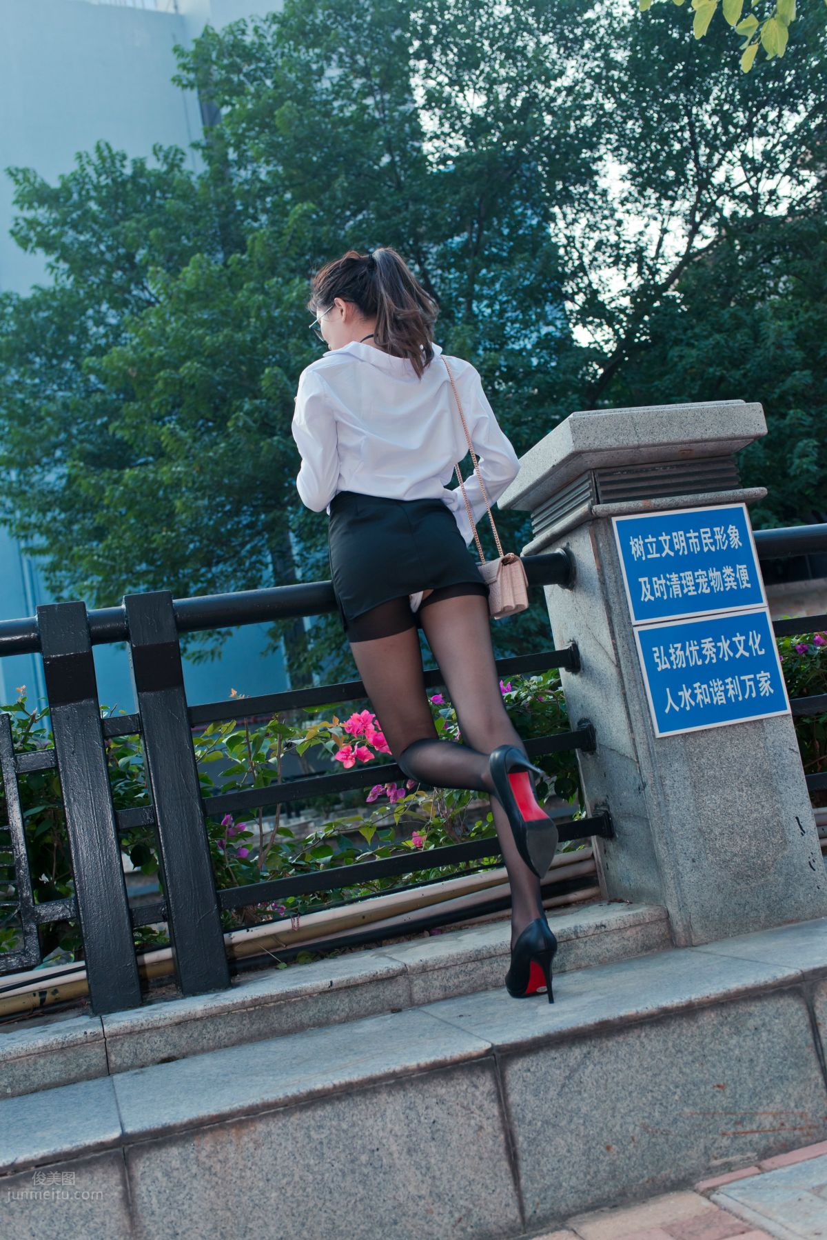 [Mojing Street] 105 OL Top Quality Black Stockings Beauty Tingting's Daily Work photo 129