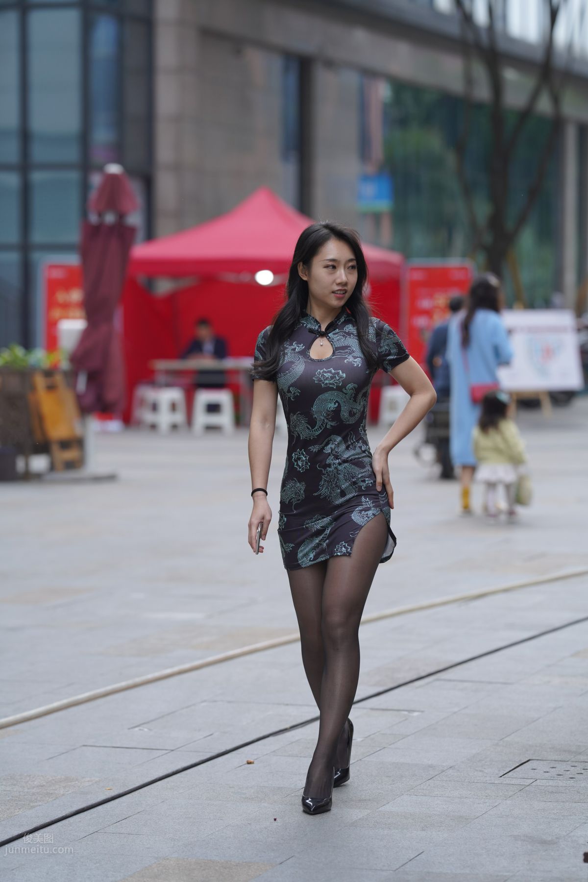 [Mojing Street] 106 Sexy Mature Woman in Black Stockings Modified Qipao photo 11