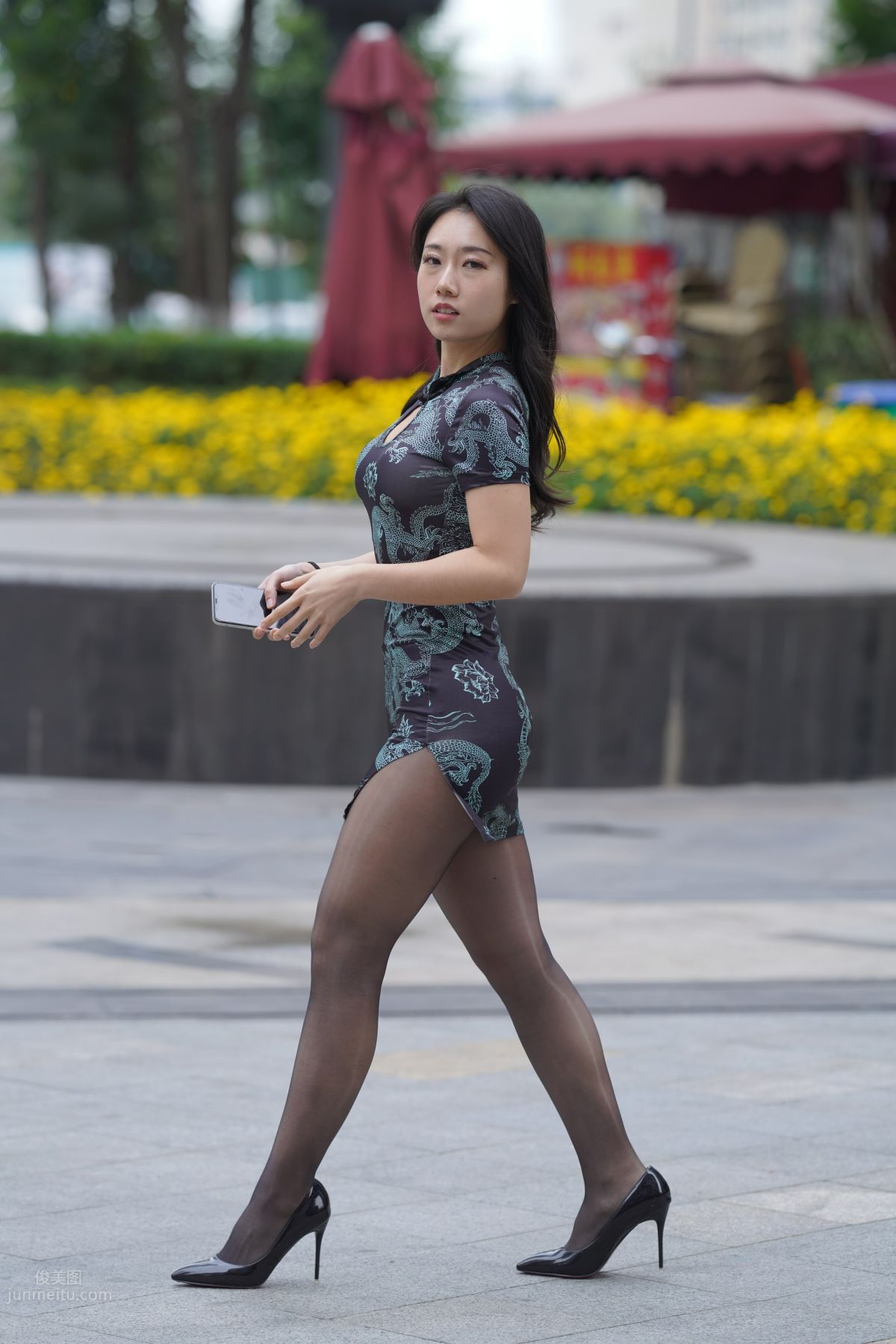 [Mojing Street] 106 Sexy Mature Woman in Black Stockings Modified Qipao photo 132