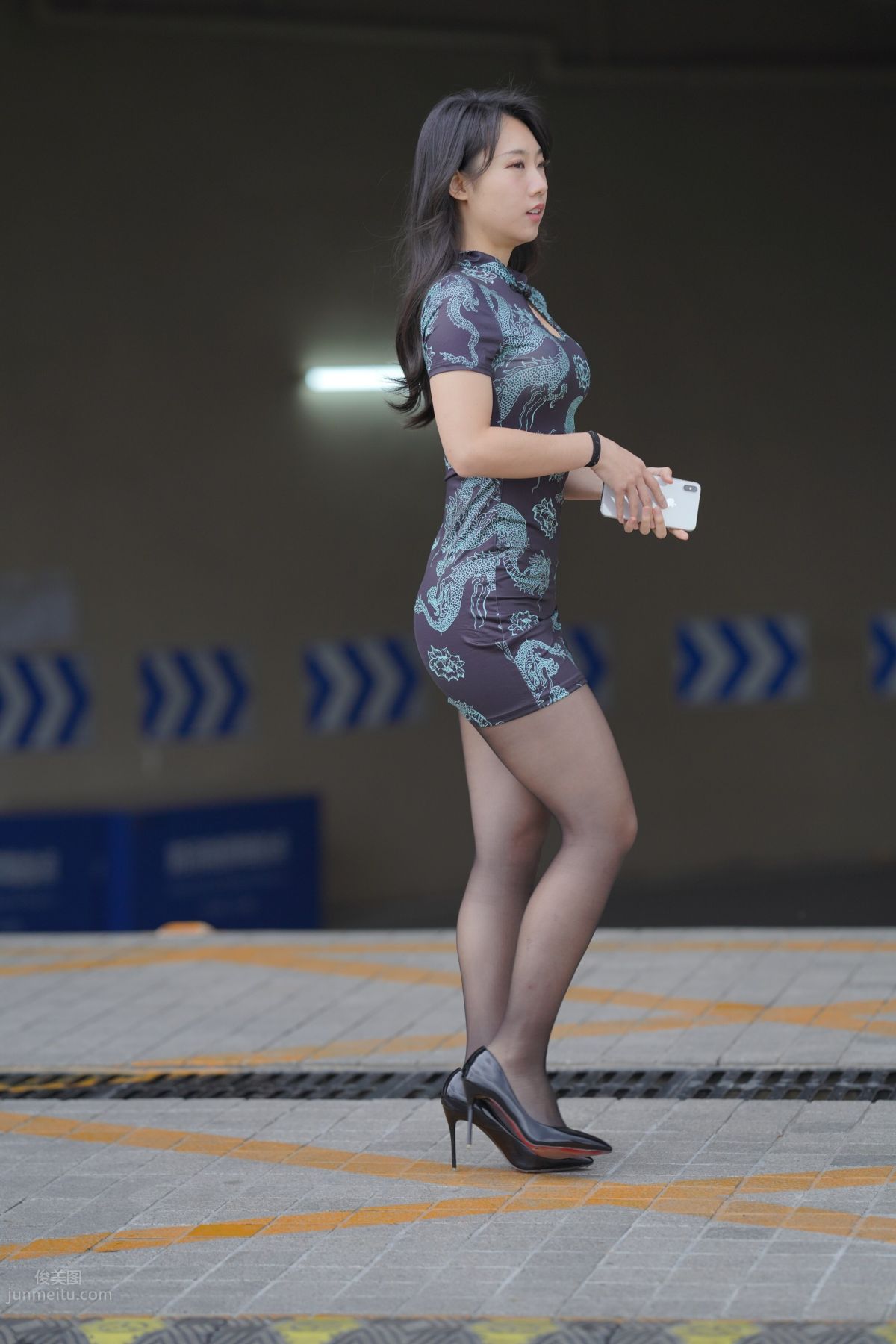 [Mojing Street] 106 Sexy Mature Woman in Black Stockings Modified Qipao photo 285