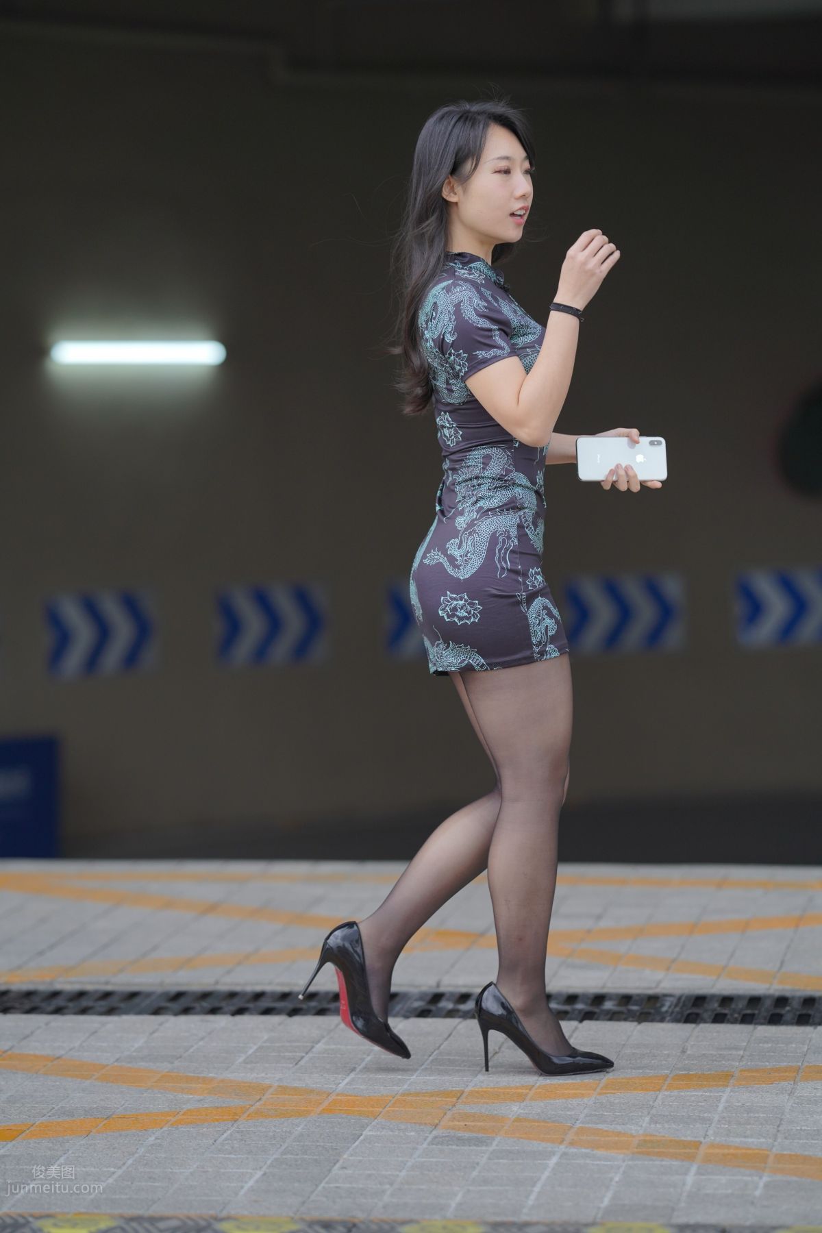 [Mojing Street] 106 Sexy Mature Woman in Black Stockings Modified Qipao photo 286