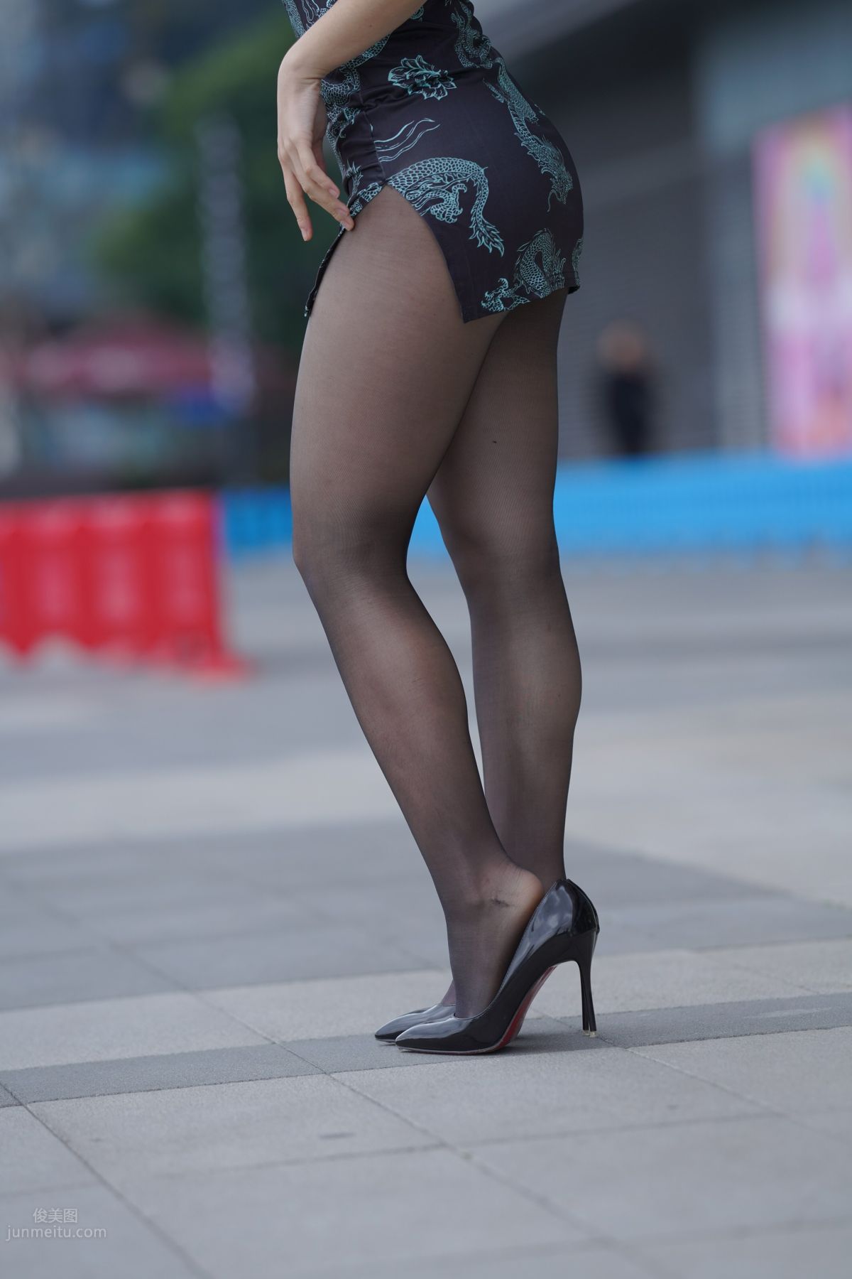 [Mojing Street] 106 Sexy Mature Woman in Black Stockings Modified Qipao photo 311