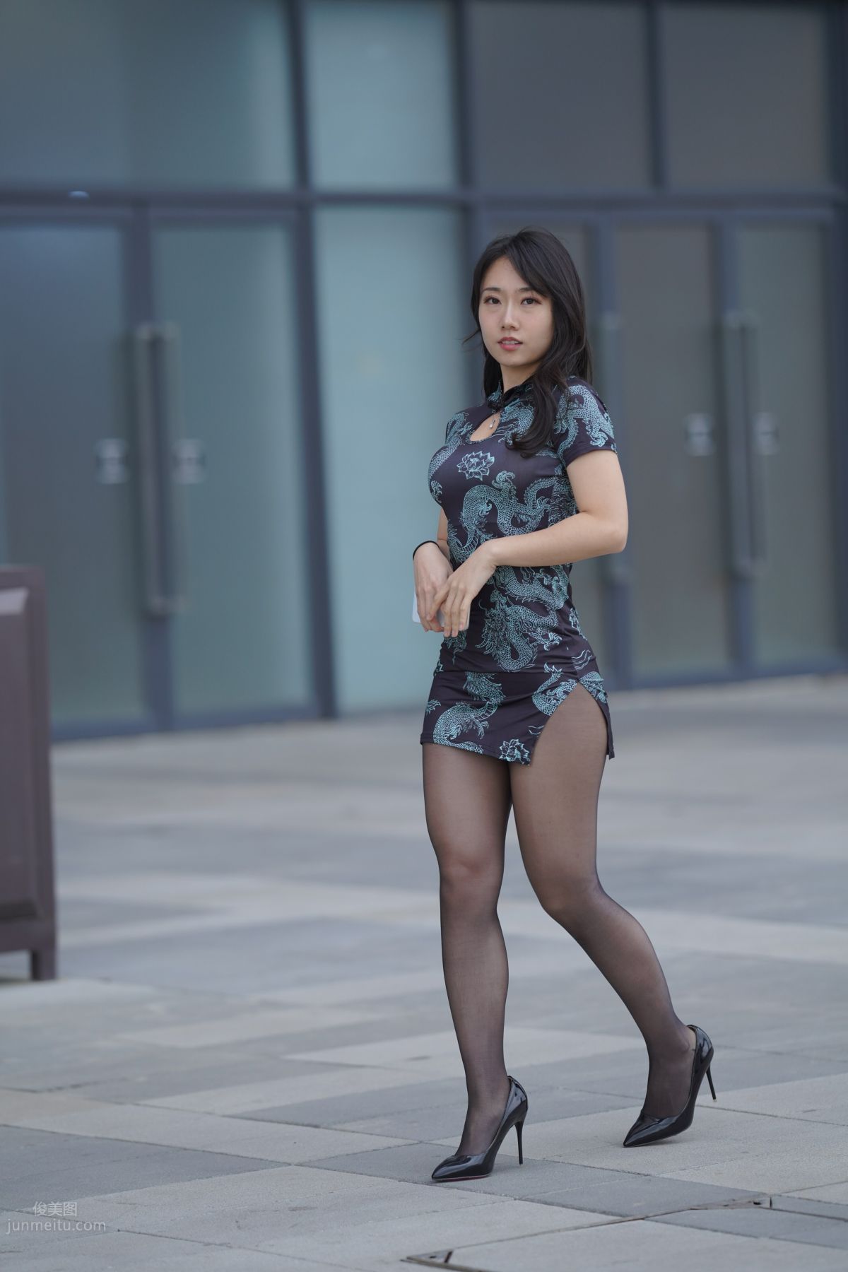 [Mojing Street] 106 Sexy Mature Woman in Black Stockings Modified Qipao photo 343
