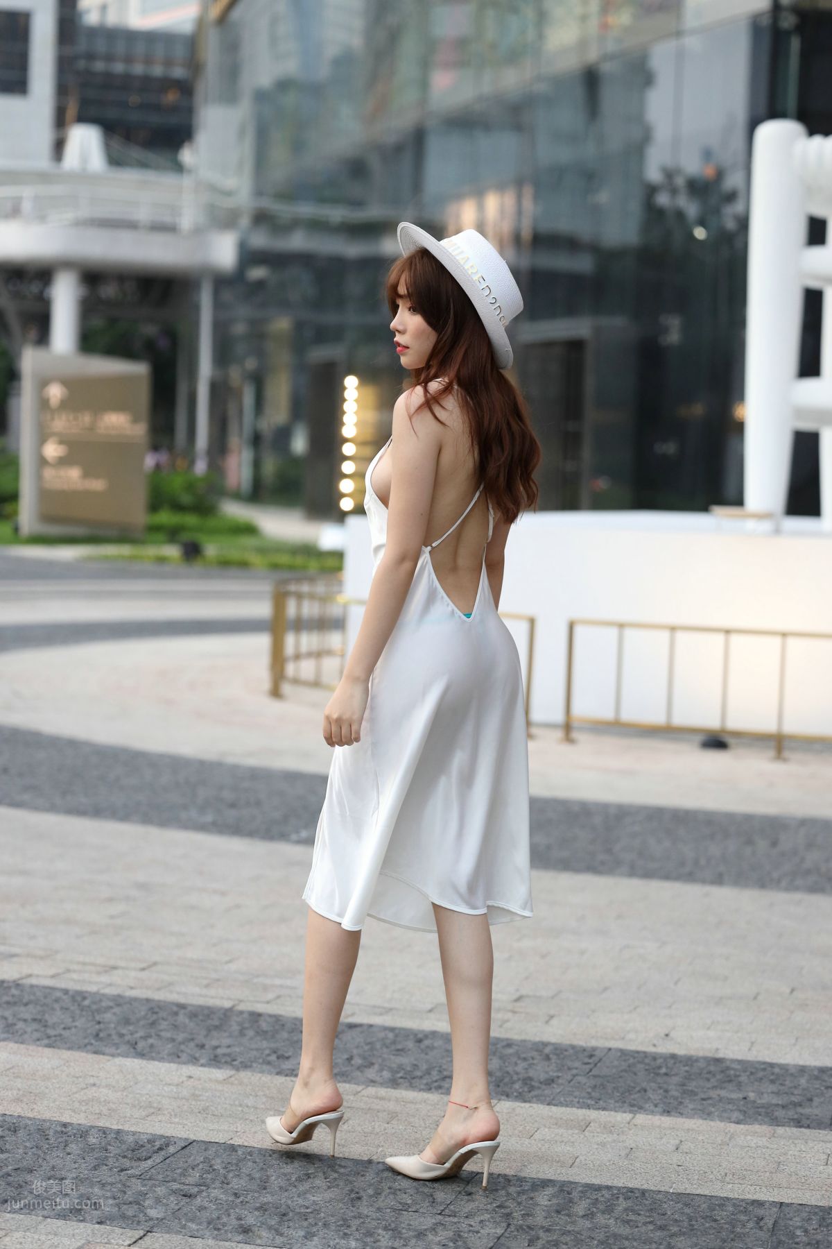 [Mojing Street] 108 Zhizhi Street Snap Photography, Urban Beauty Season 2, White Dress photo 105