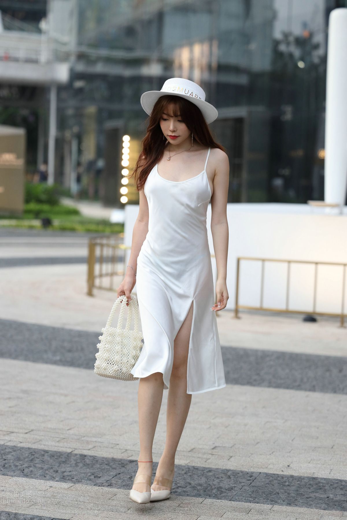 [Mojing Street] 108 Zhizhi Street Snap Photography, Urban Beauty Season 2, White Dress photo 113