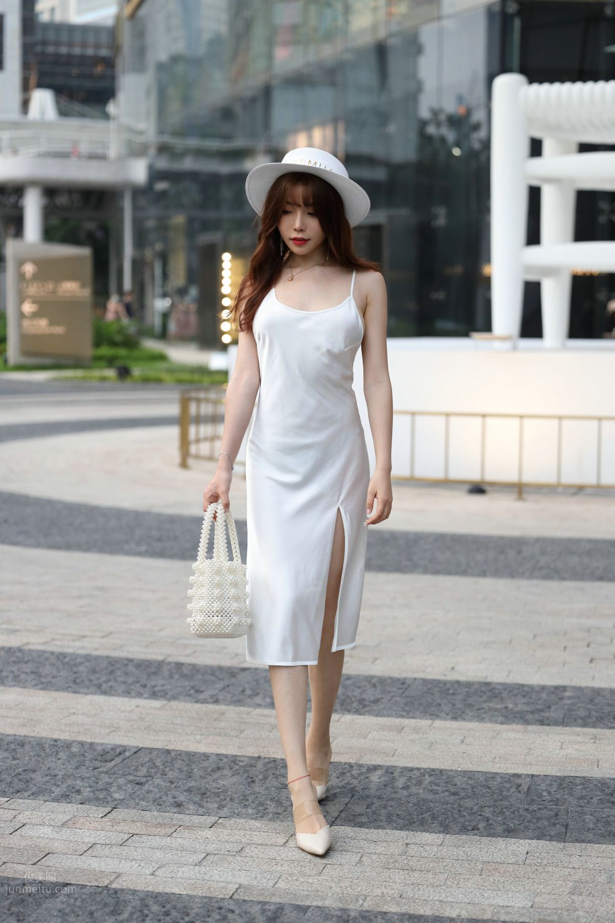 [Mojing Street] 108 Zhizhi Street Snap Photography, Urban Beauty Season 2, White Dress photo 118