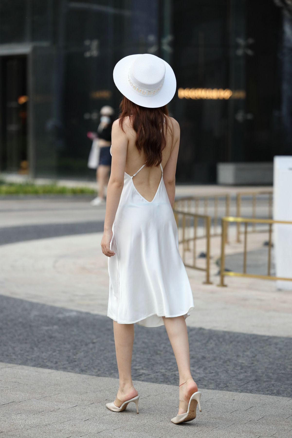 [Mojing Street] 108 Zhizhi Street Snap Photography, Urban Beauty Season 2, White Dress photo 133