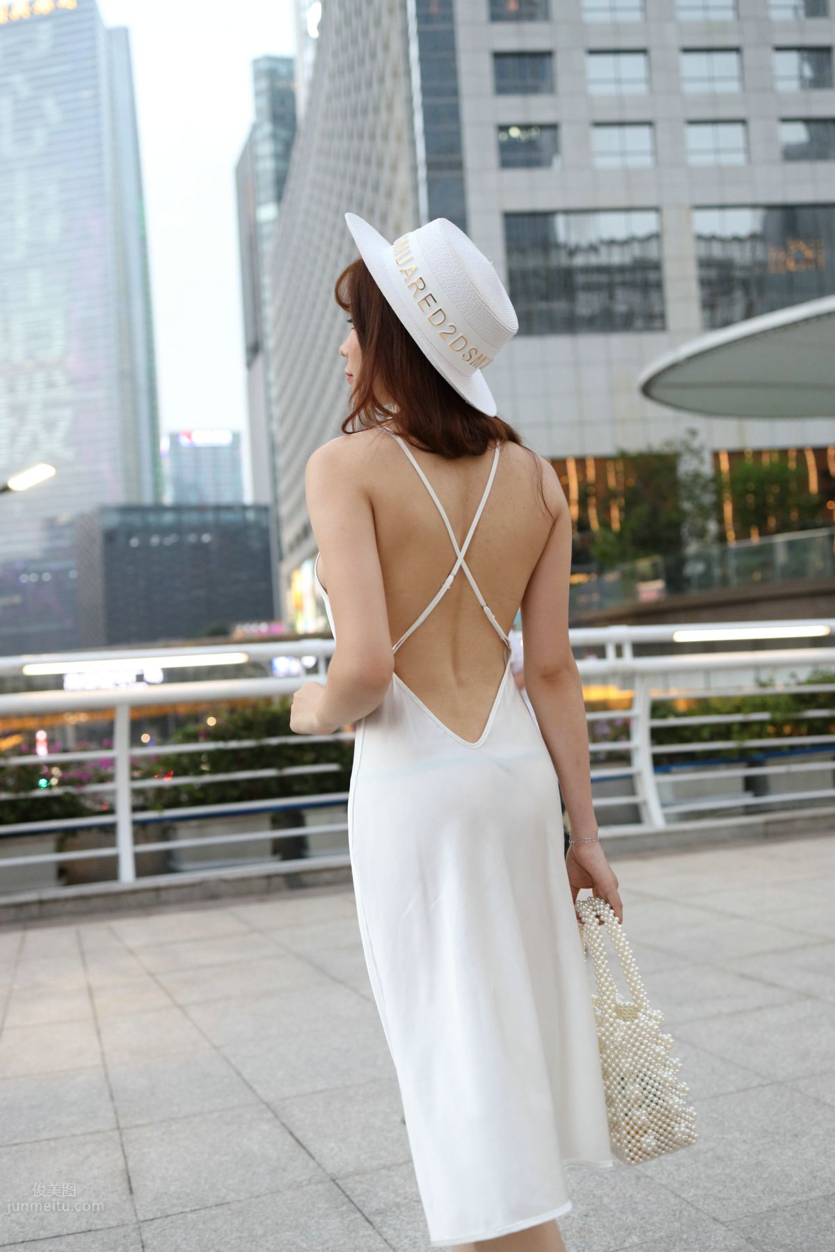 [Mojing Street] 108 Zhizhi Street Snap Photography, Urban Beauty Season 2, White Dress photo 284