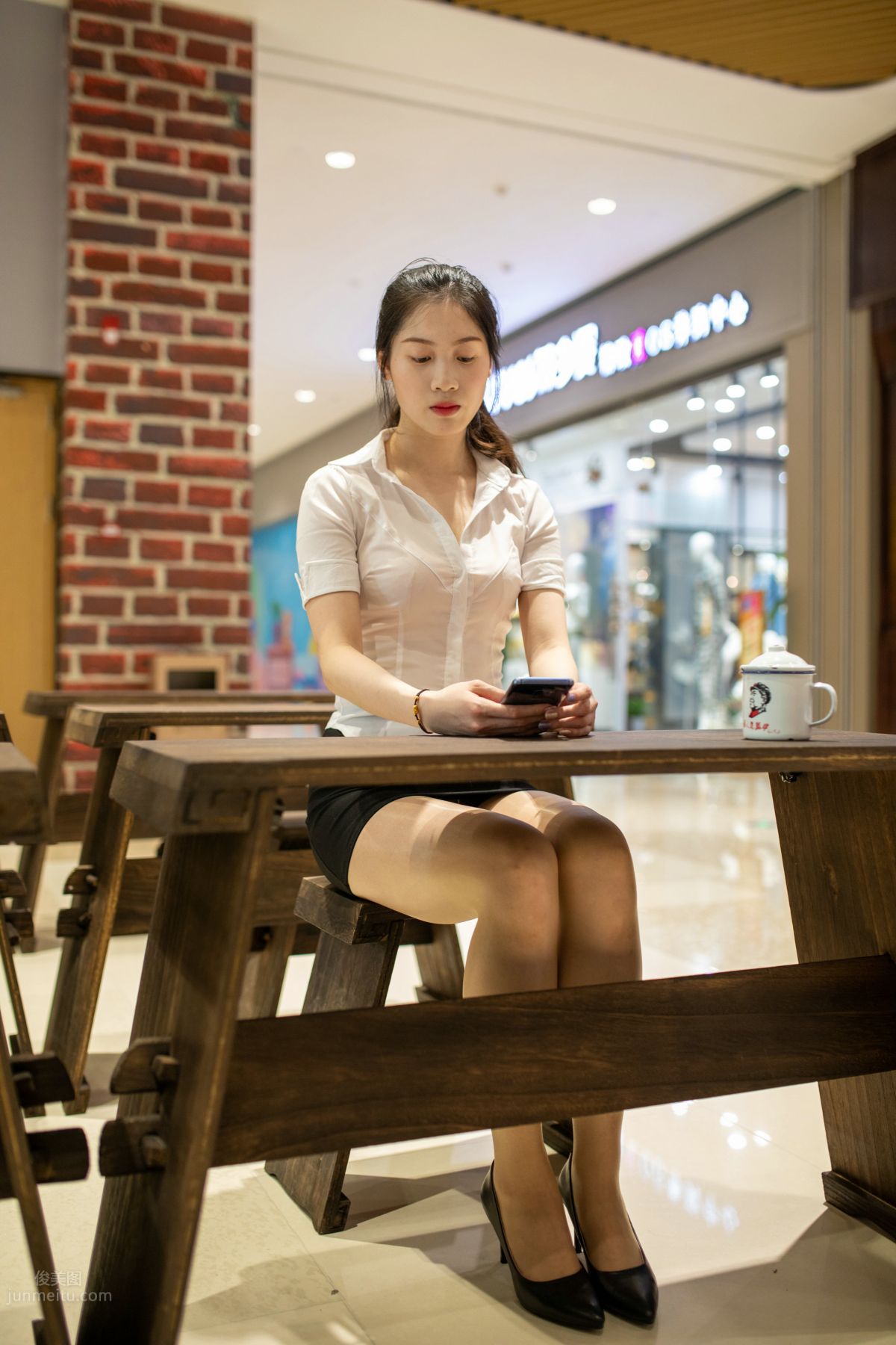 [Mojing Street] 109 Niunan Street Snap Picking Up a Pretty and Lovely Girl in Shiny Stockings photo 73