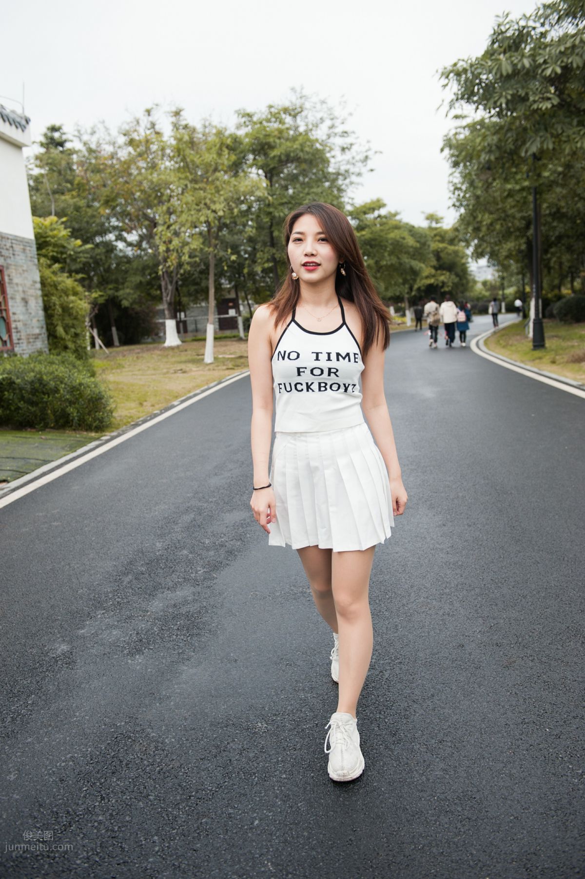 [Mojing Street] 120 Slip Dress Sexy Nude Stockings Girl photo 1
