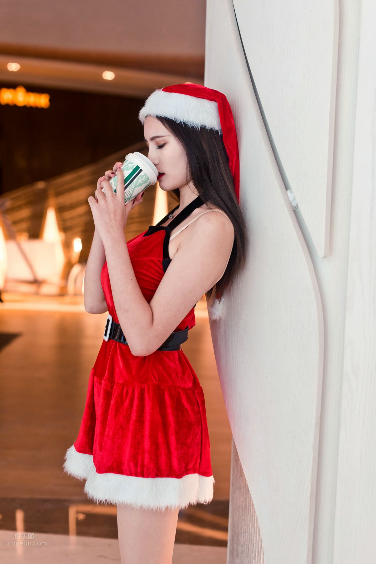 [Mojing Street] 124 The Ultimate Flesh Stockings Christmas Beauty Ting Ting in the Cold Wind photo 2