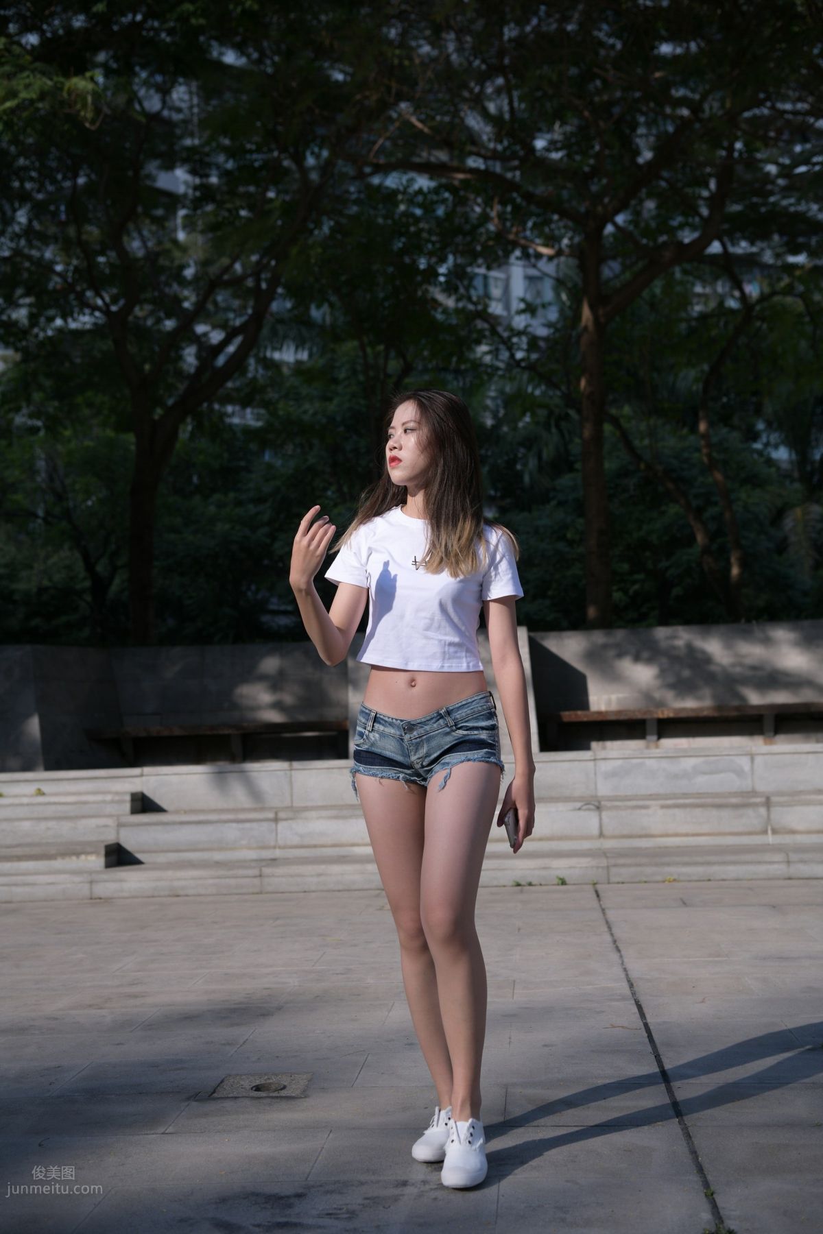 [Mojing Street] 126 Very Sexy Denim Hot Pants Girl photo 56