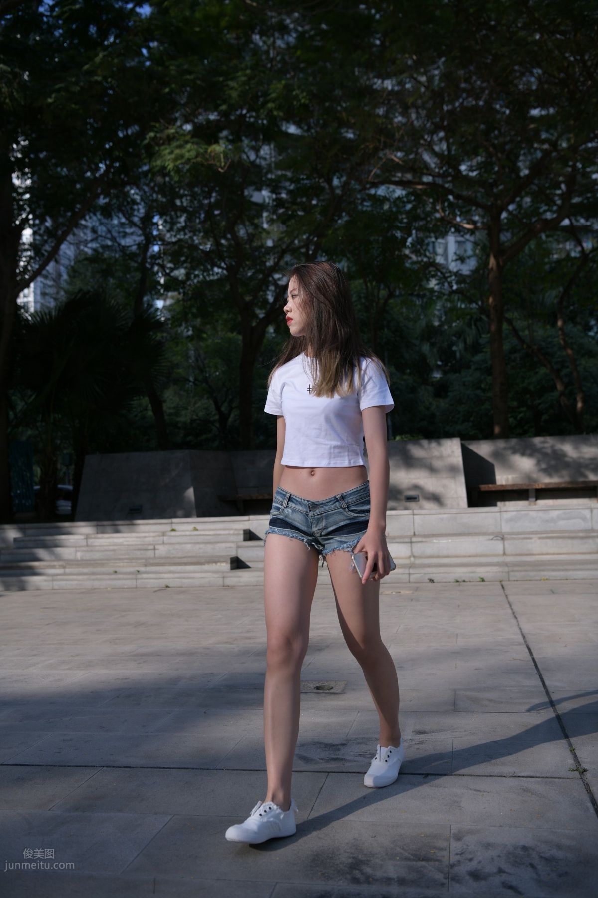 [Mojing Street] 126 Very Sexy Denim Hot Pants Girl photo 58
