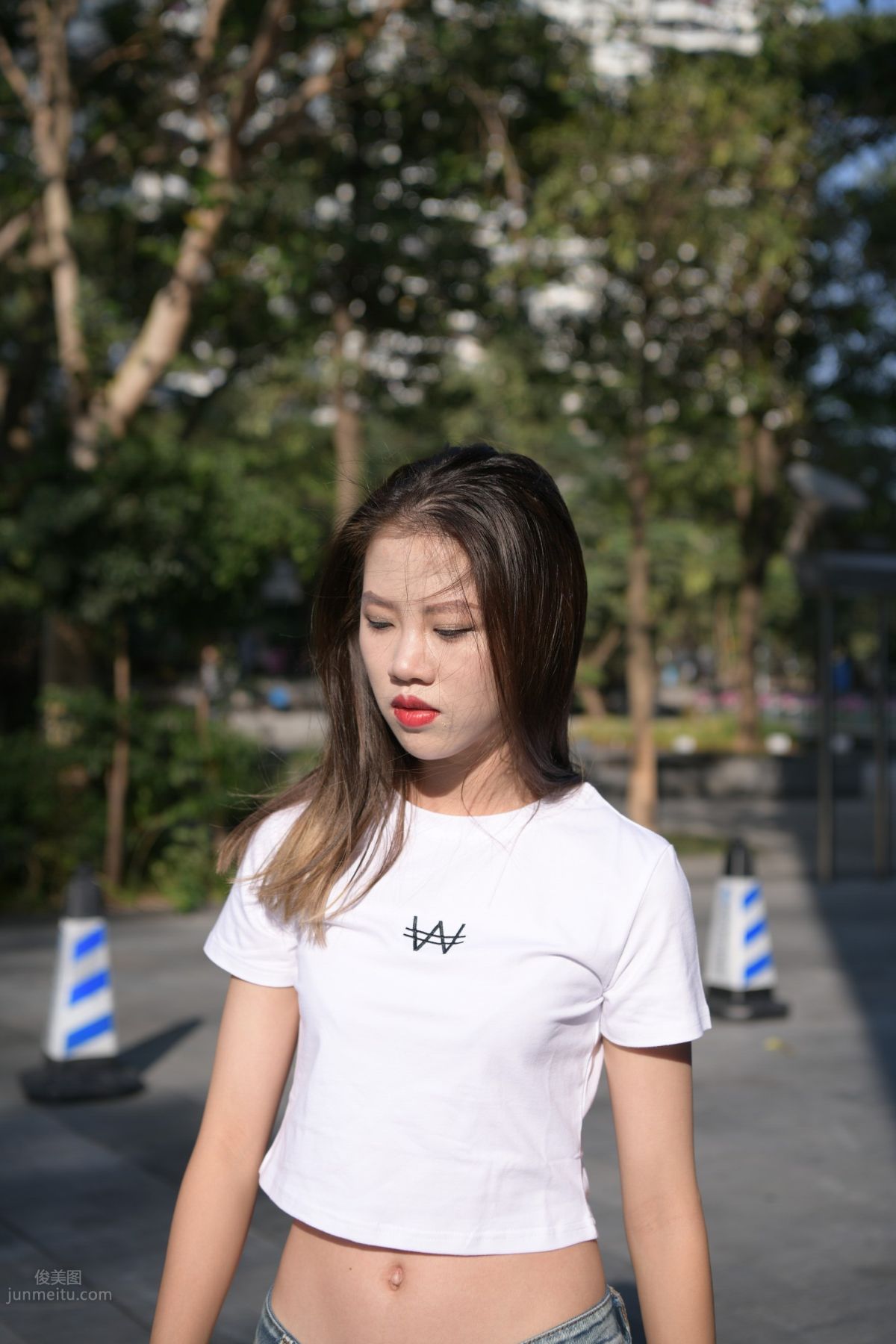 [Mojing Street] 126 Very Sexy Denim Hot Pants Girl photo 64