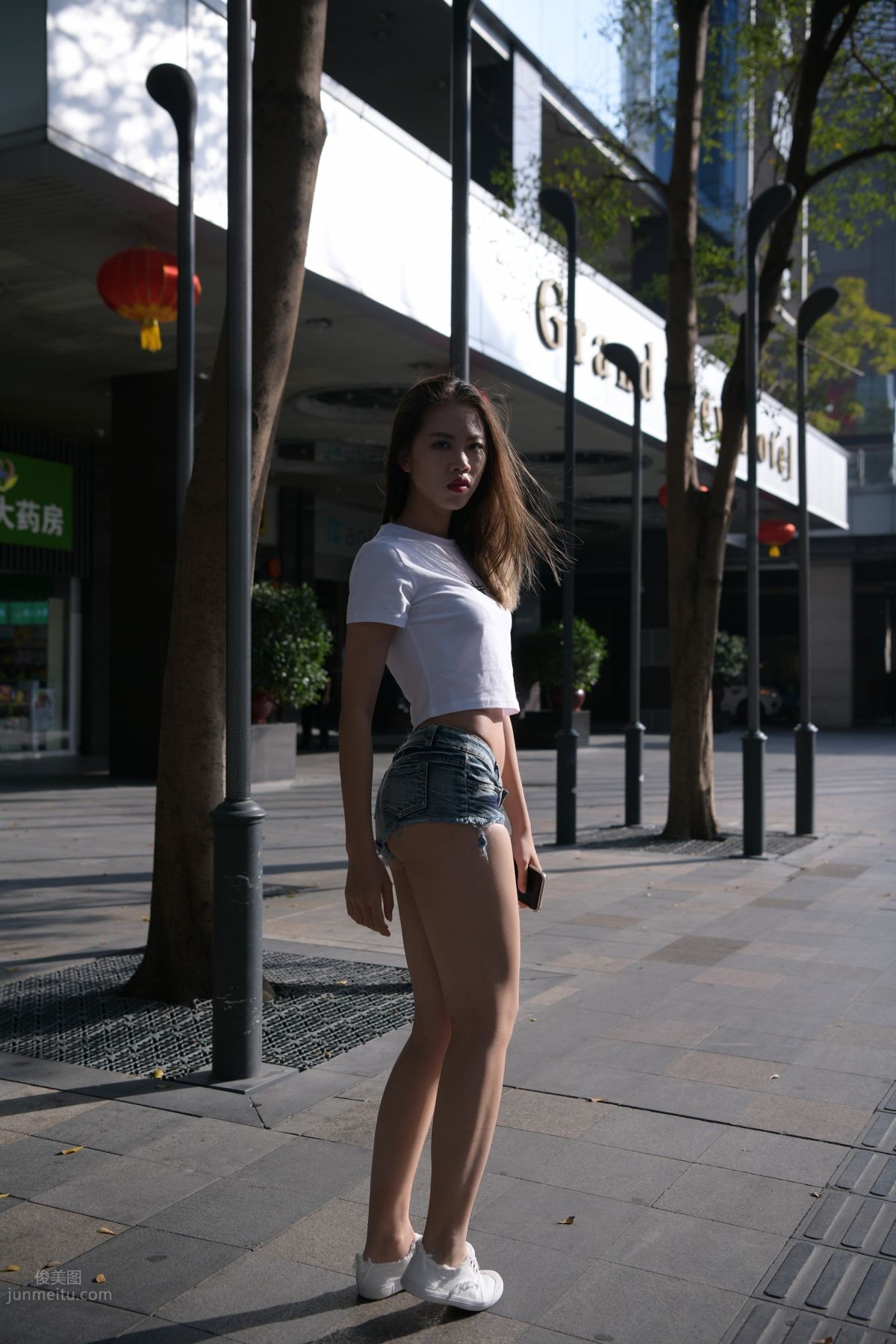 [Mojing Street] 126 Very Sexy Denim Hot Pants Girl photo 80