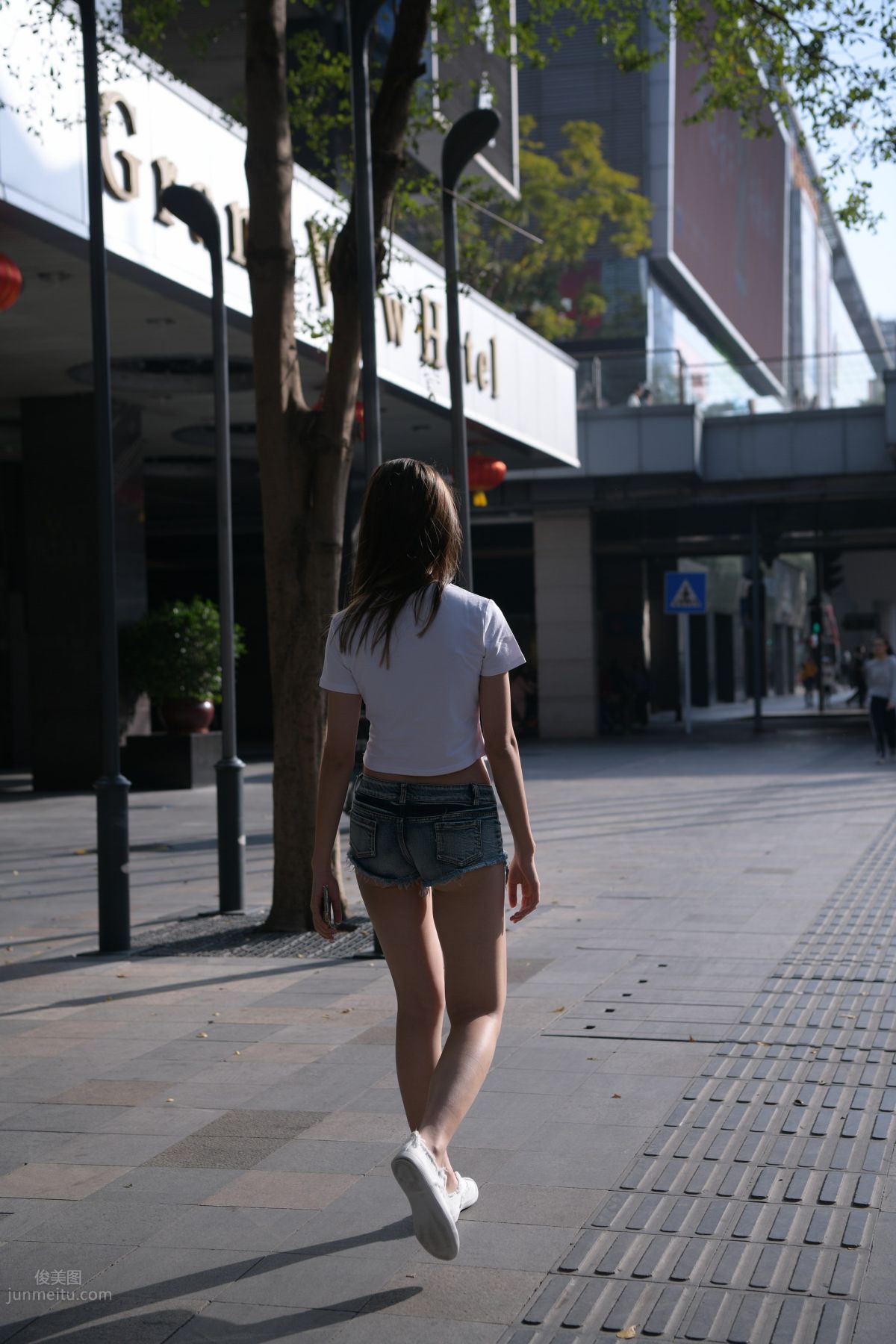 [Mojing Street] 126 Very Sexy Denim Hot Pants Girl photo 85