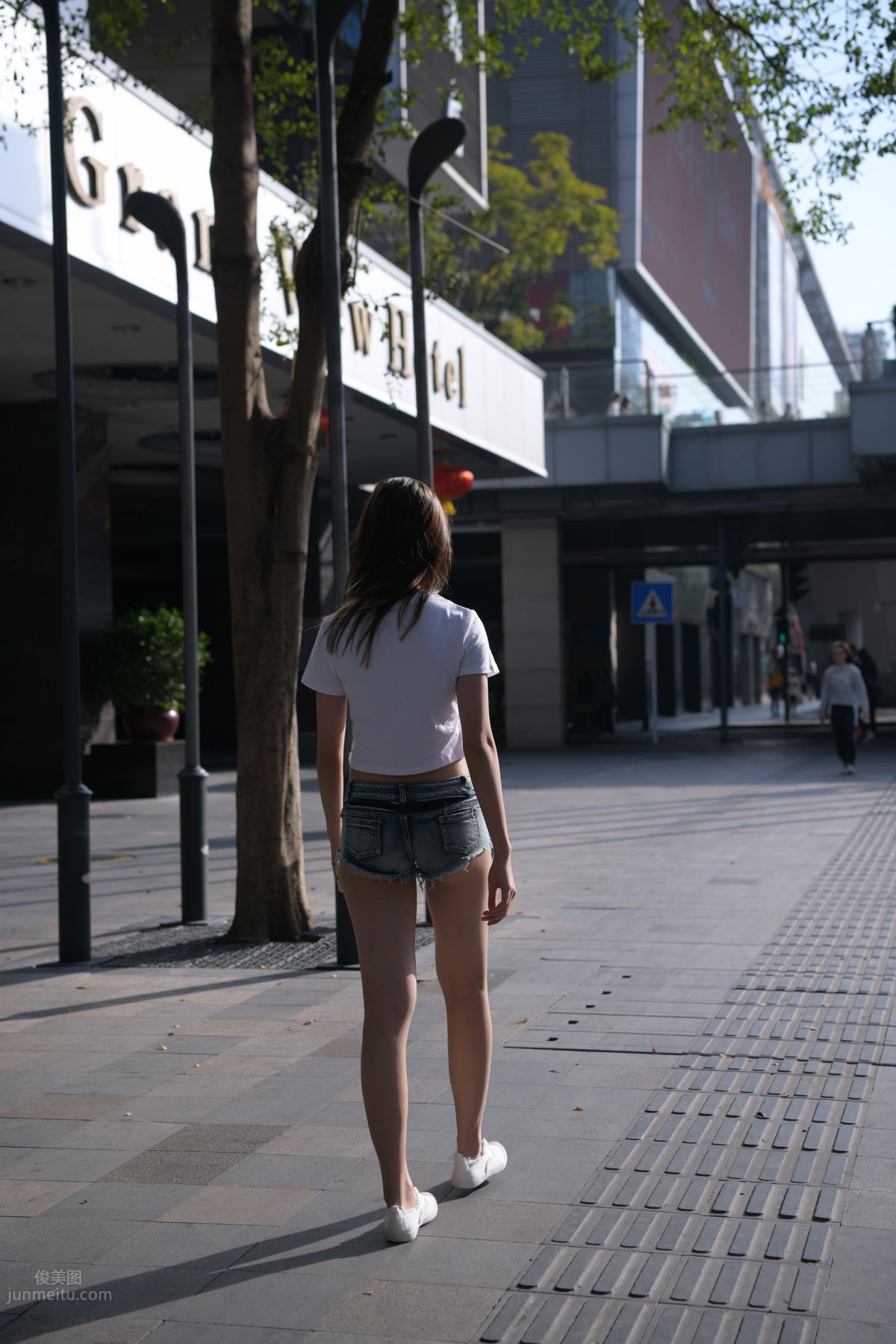 [Mojing Street] 126 Very Sexy Denim Hot Pants Girl photo 86